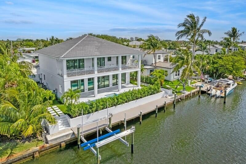 North Palm Beach Waterfront - $5,275,000
