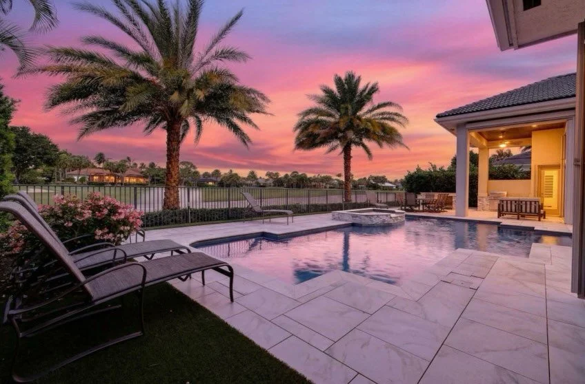 1020 Grand Isle Ter Palm Beach Gardens

New Listing!  Updated luxury estate home showcasing panoramic golf &amp; water views. 4 BD + Office, 5.5 BA, 3 CG, generous single-level living; the primary suite w/ his &amp; her baths, additional bedroom, and