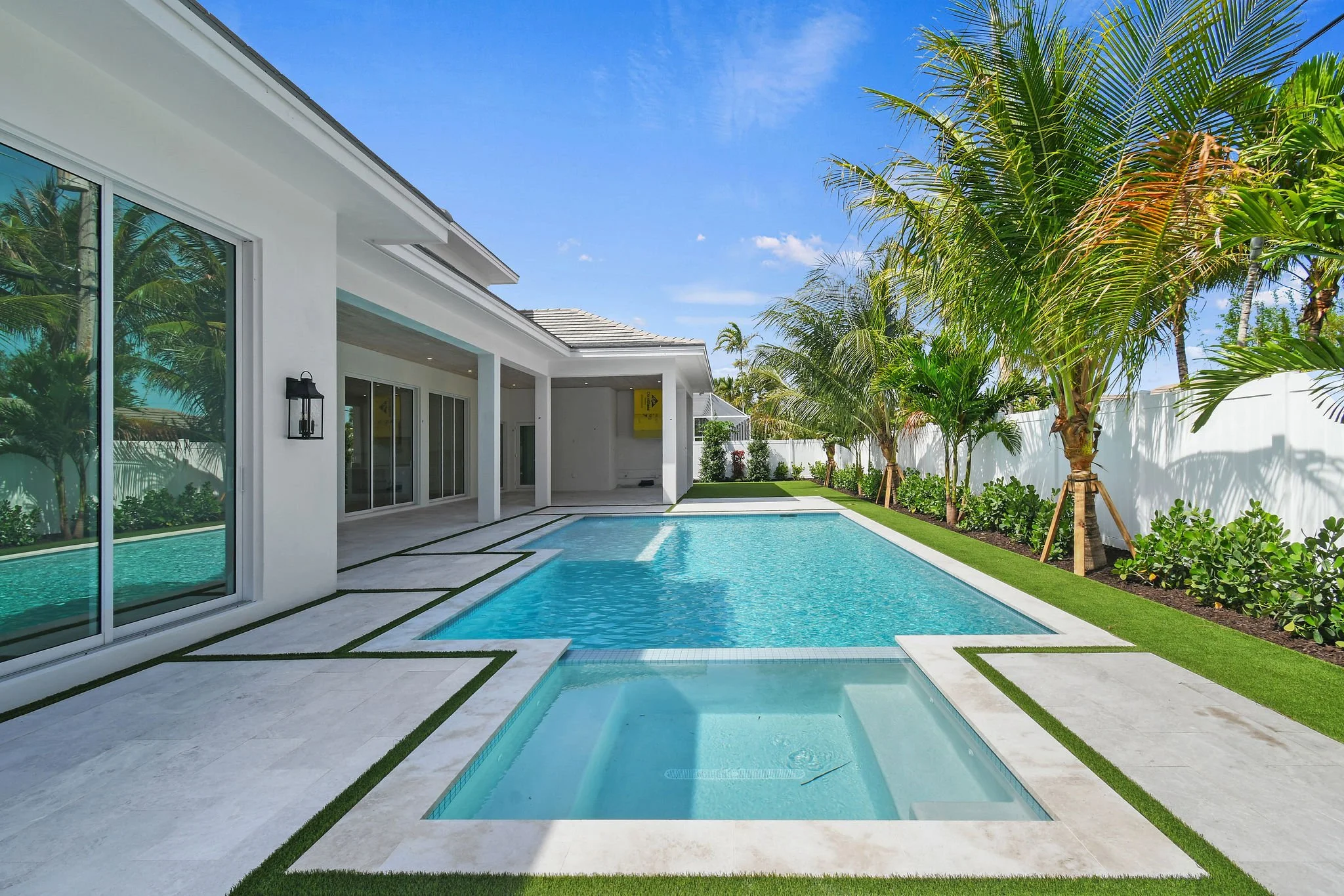 $4,395,000 - NEW CONSTRUCTION IN TEQUESTA COUNTRY CLUB