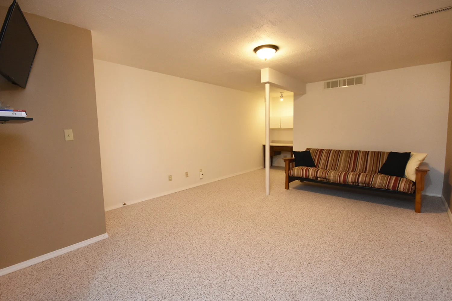 1606 Sanderson_27.jpg