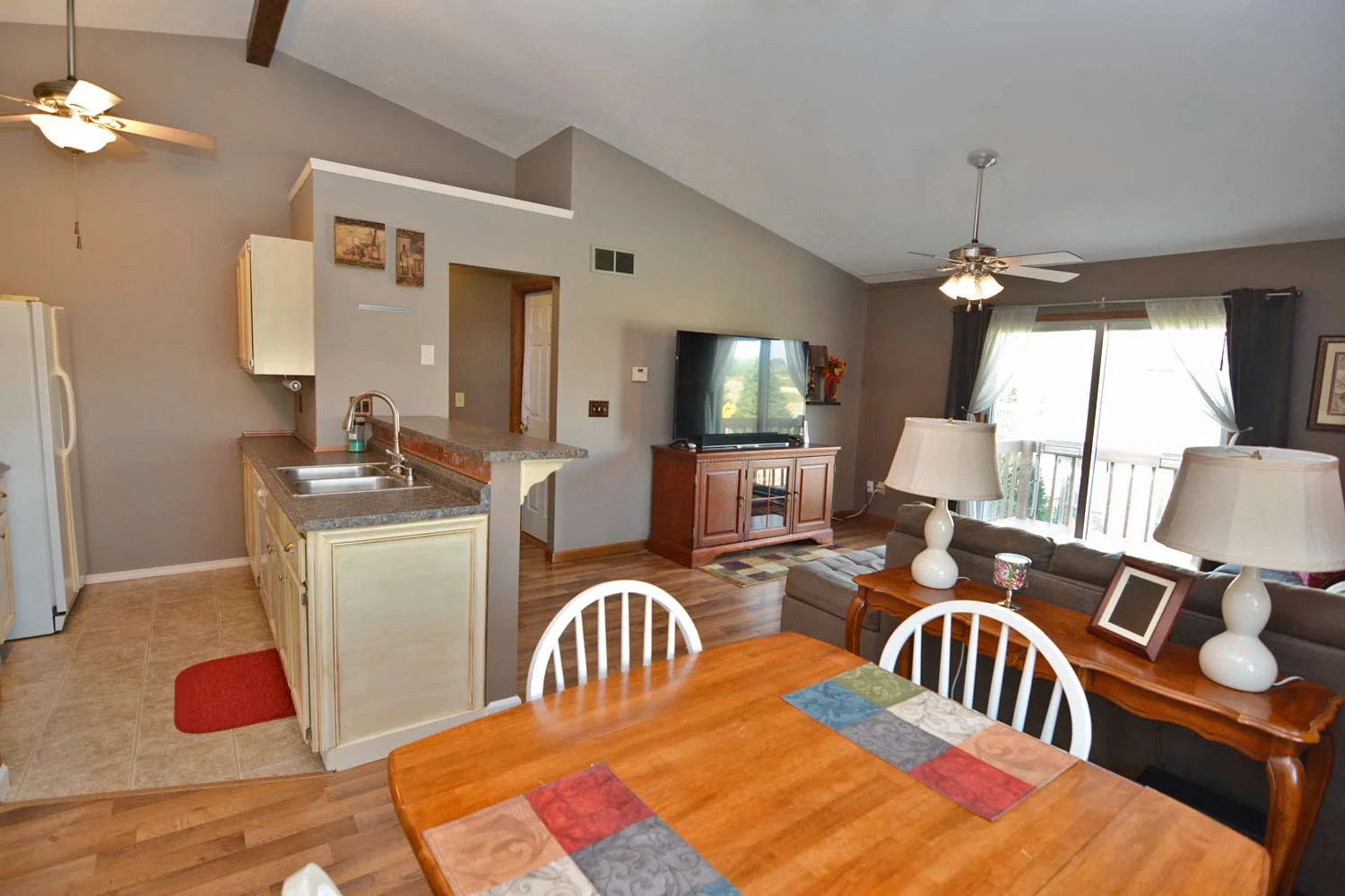1 Parkshores Drive - 09.jpg
