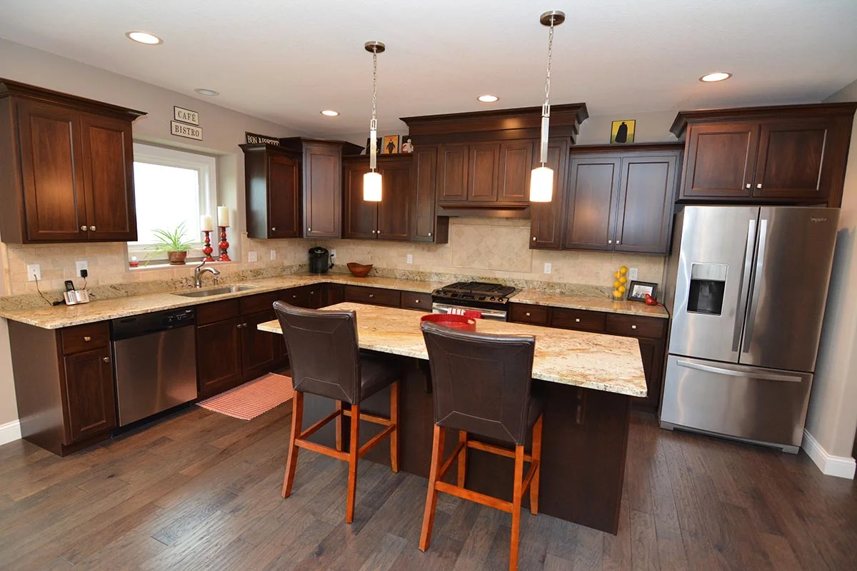 5010 Longfield Rd - 04.jpg