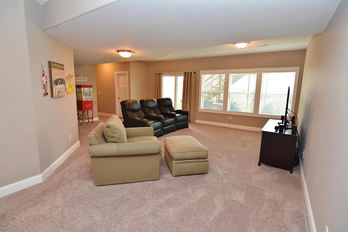5010 Longfield Rd - 27.jpg