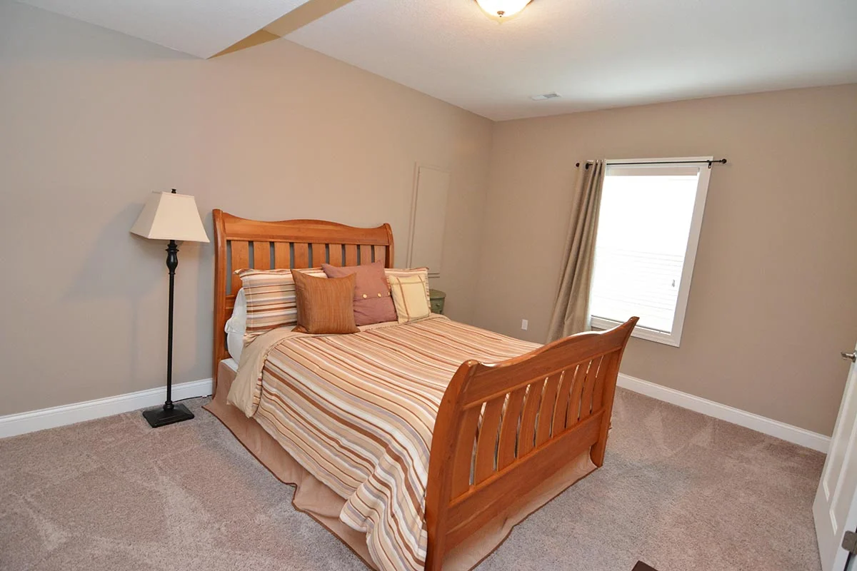 5010 Longfield Rd - 28.jpg