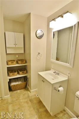4003 Crest Way - 10.JPG