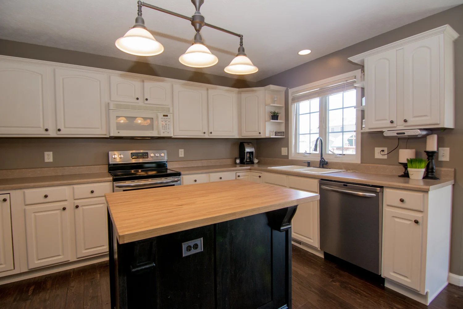 1504 Biltmore Court - 09.jpg