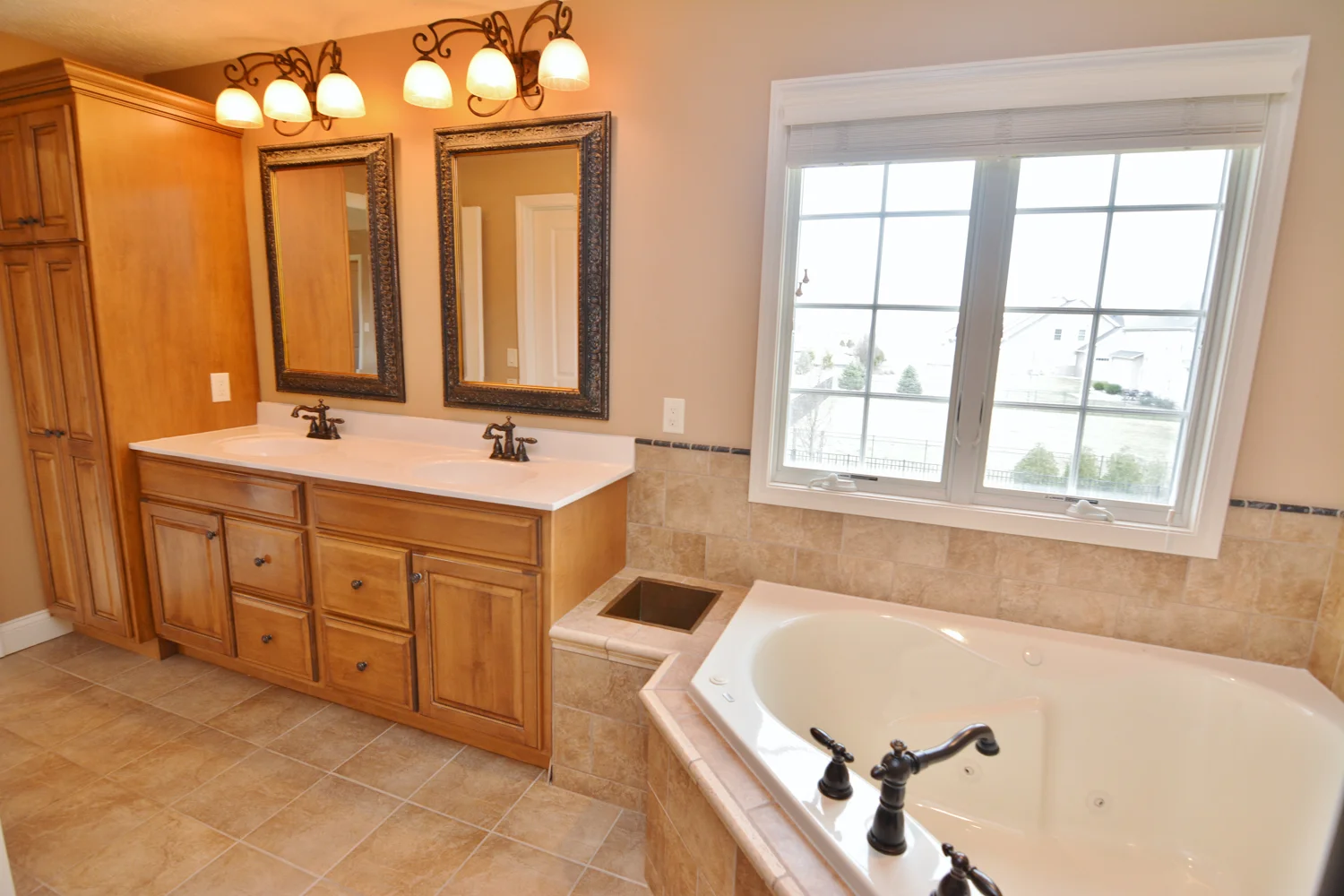 2503 Riverwoods Ln - 13.jpg