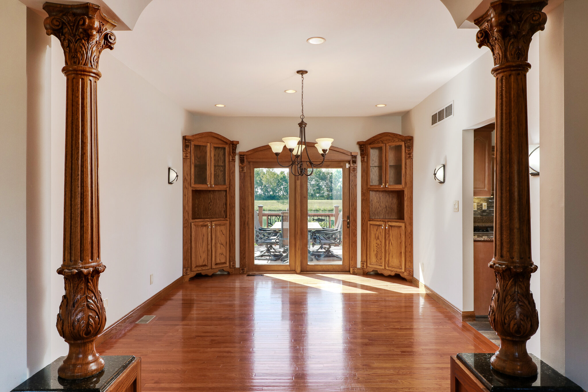 16213 Bush Blvd-13.jpg