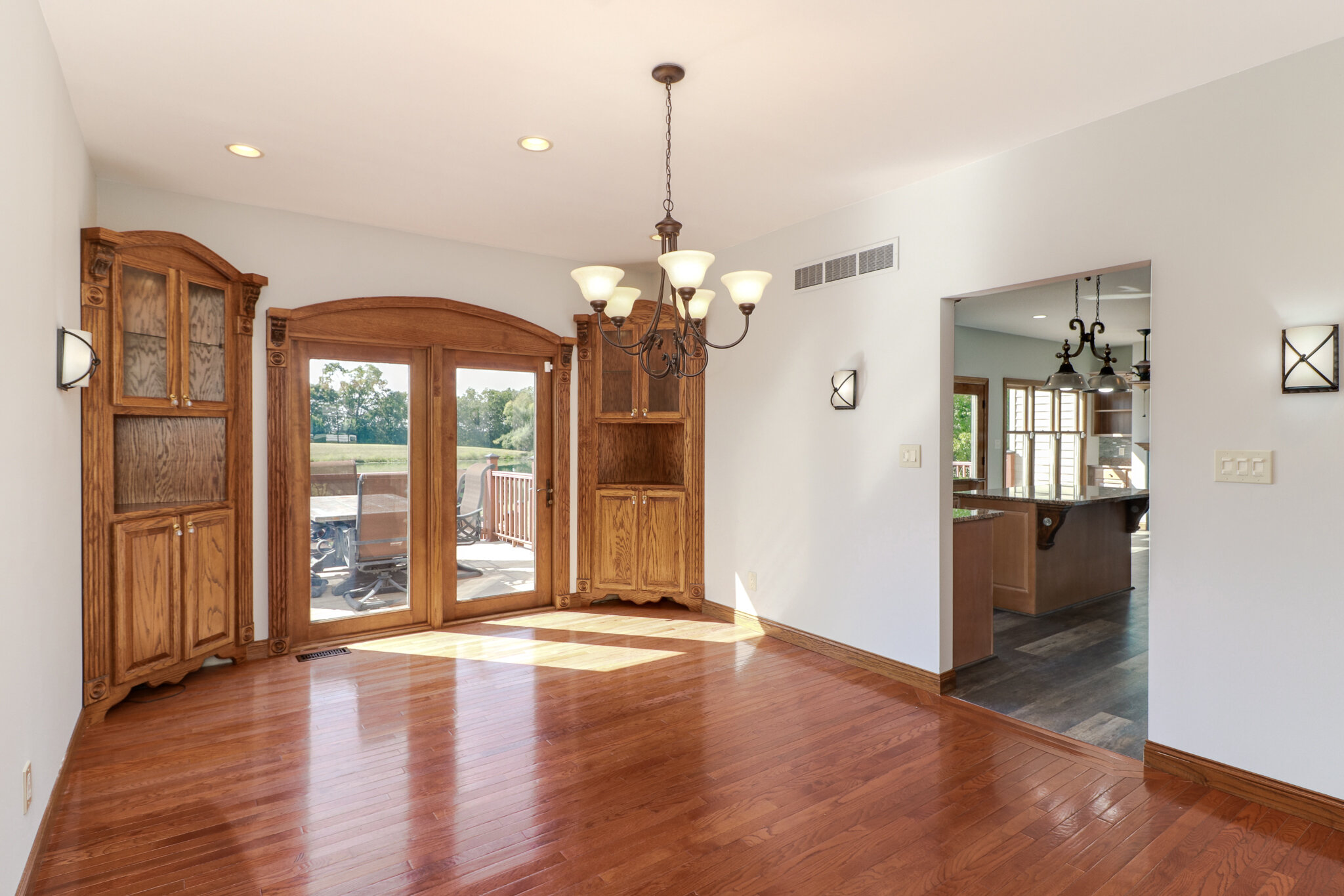 16213 Bush Blvd-14.jpg