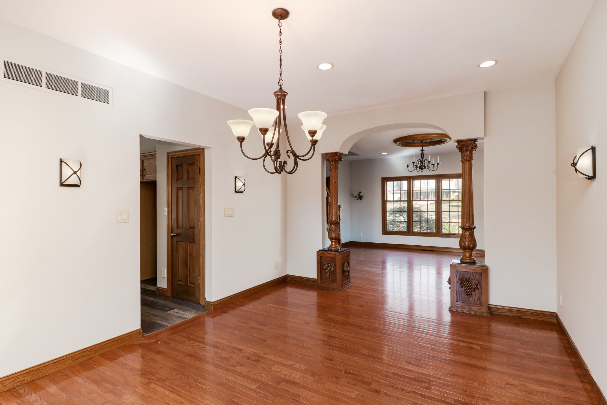 16213 Bush Blvd-16.jpg