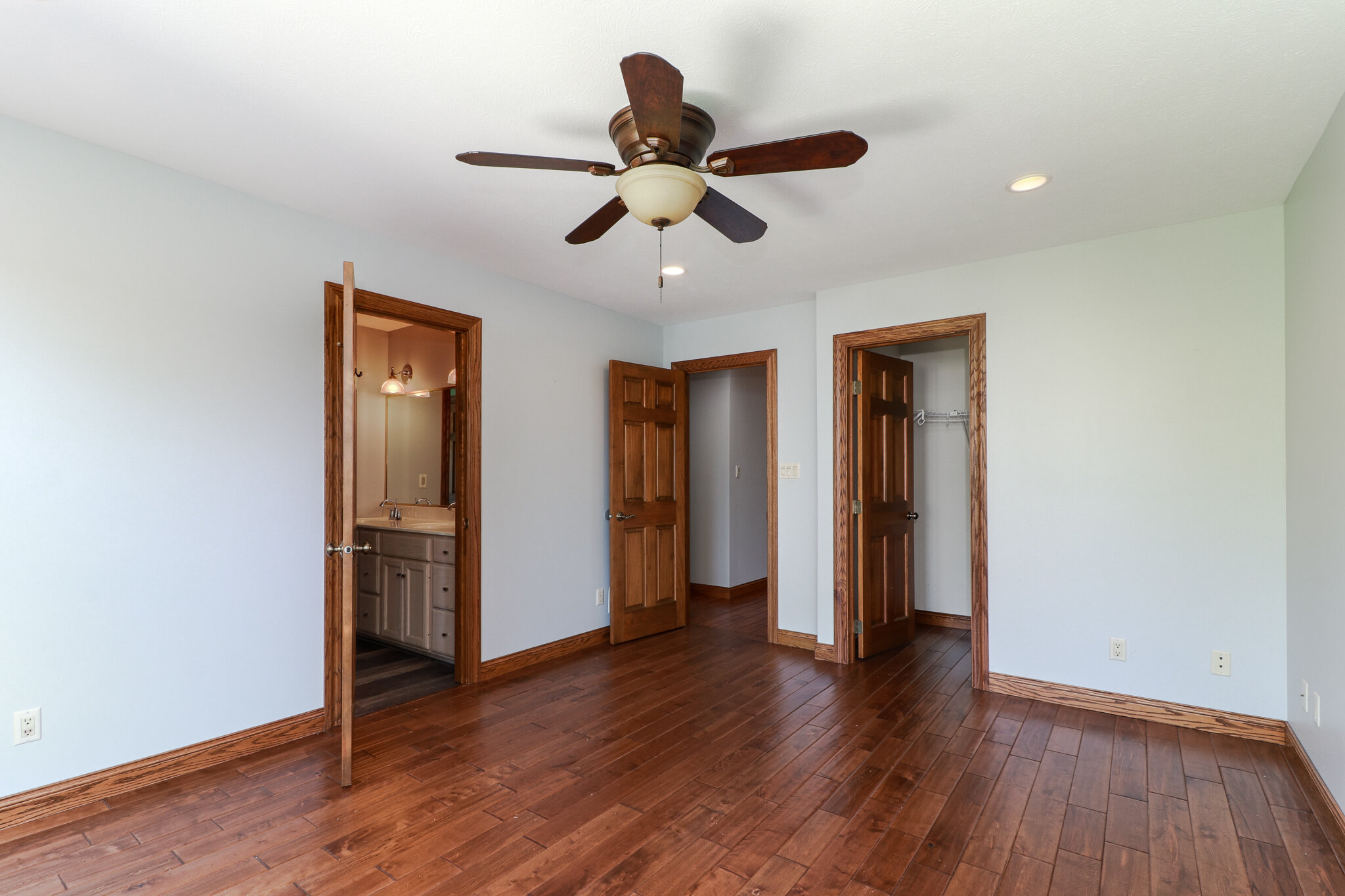 16213 Bush Blvd-45.jpg