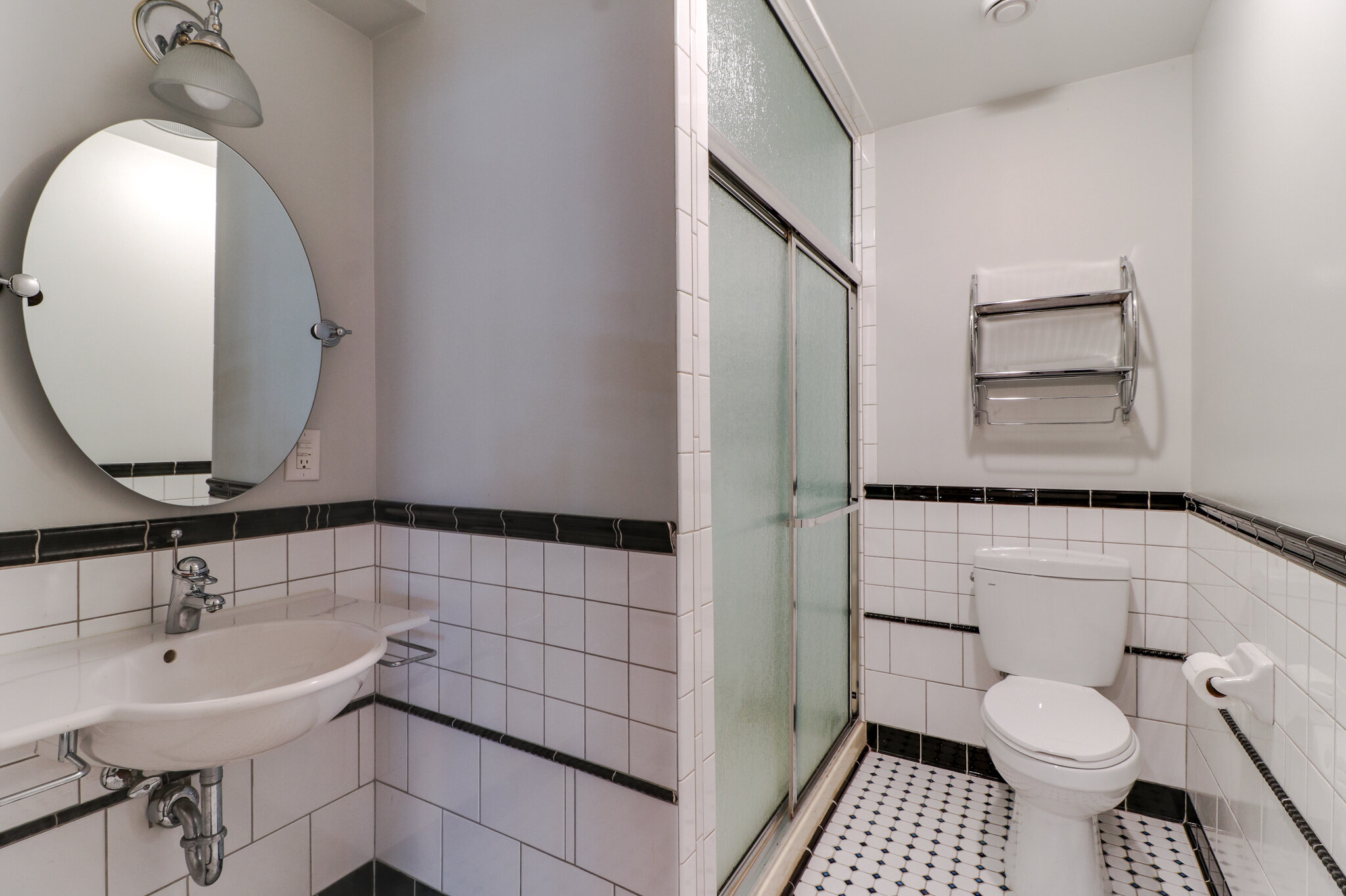 16213 Bush Blvd-52.jpg