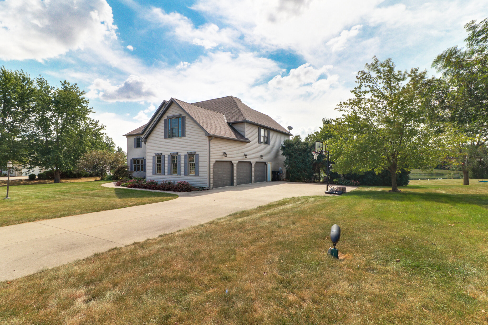 16213 Bush Blvd-69.jpg