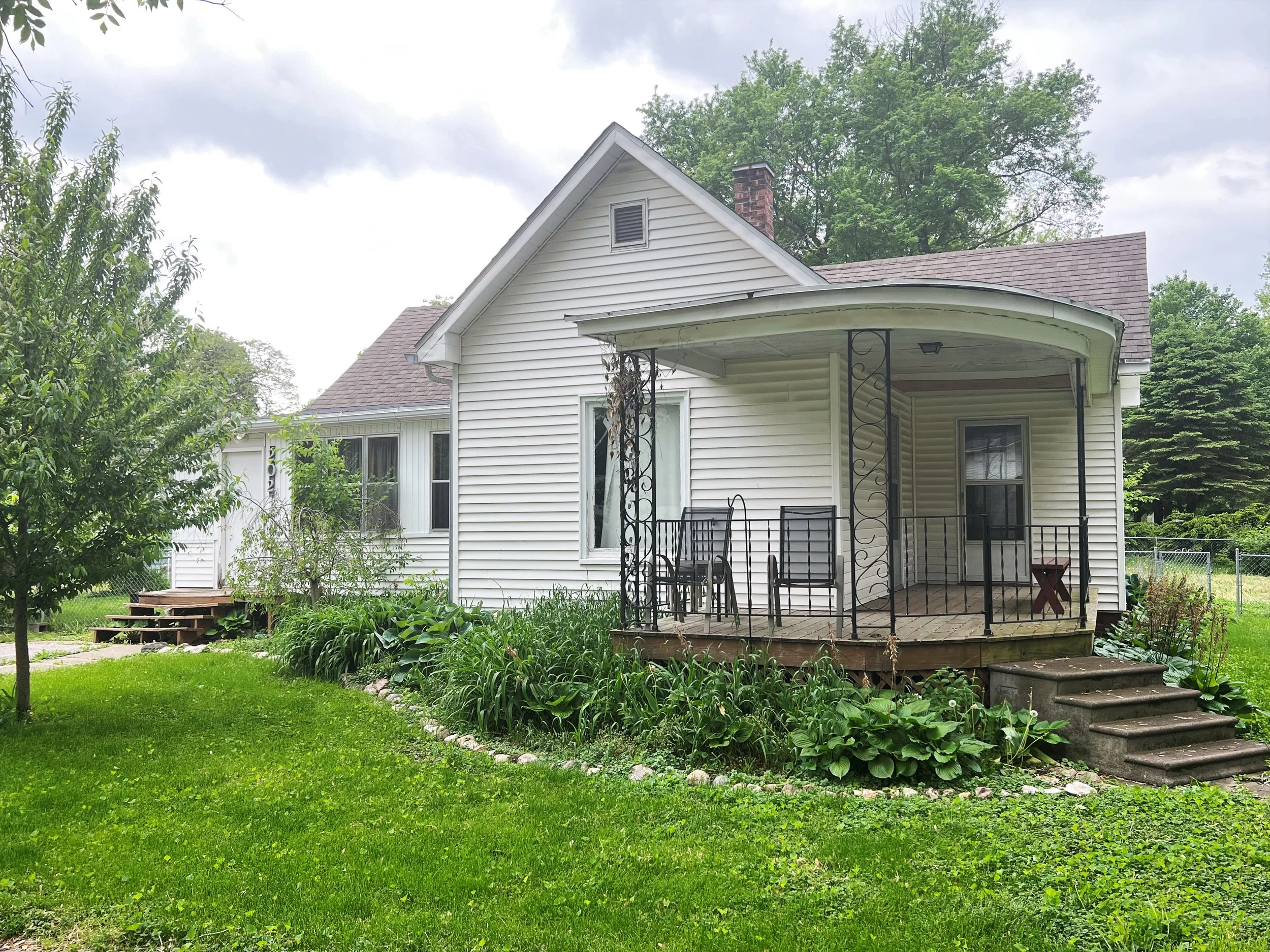 $70,000 - 202 S. Grove Street