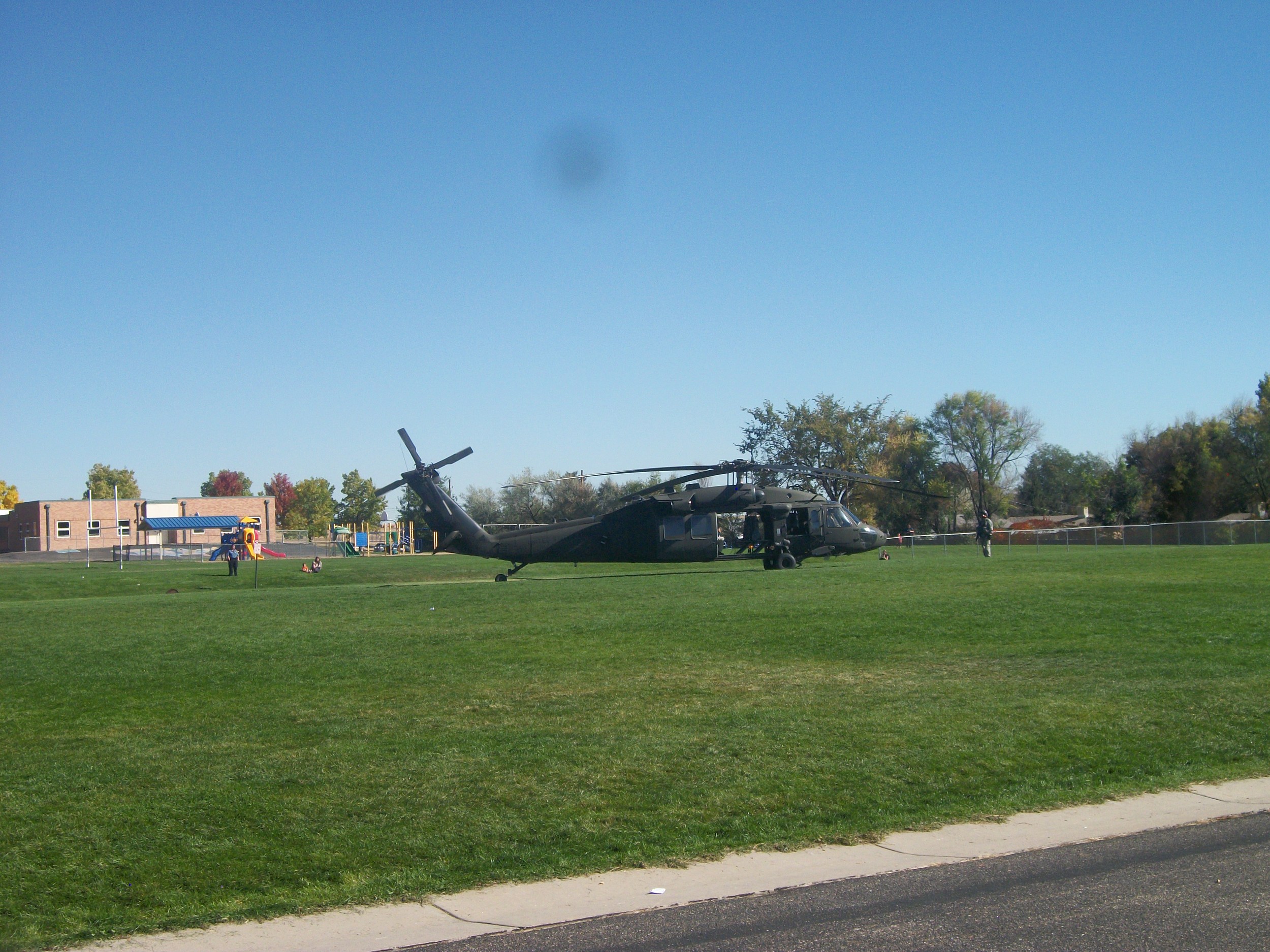 2015 Red Ribbon - preparing for lift off from Shaw Hgts MS 014.jpg