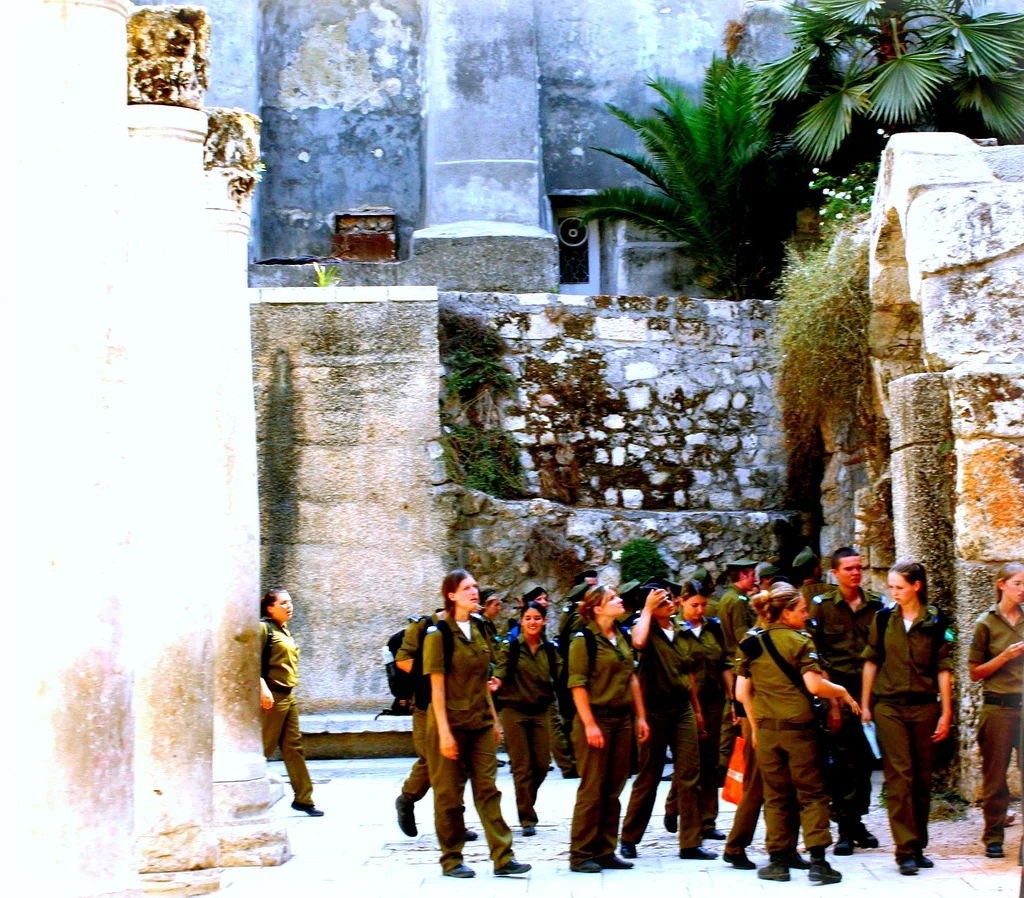 soldados israelíes_3027143584_l.jpg