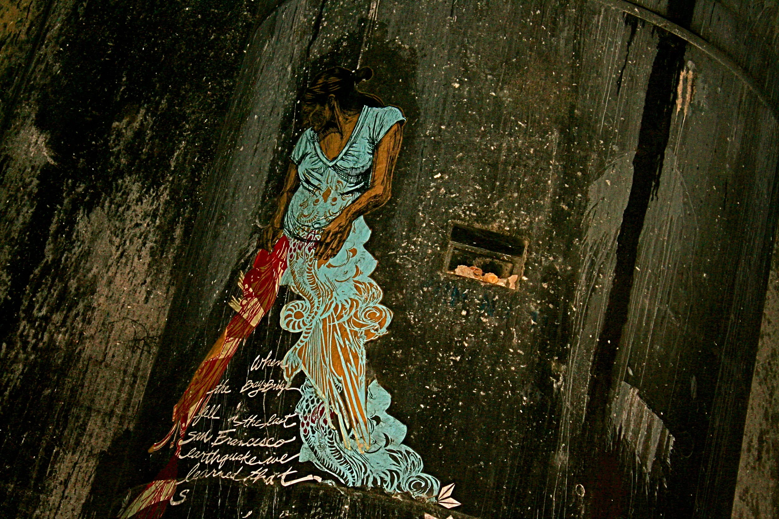 woman mural palestine.jpg