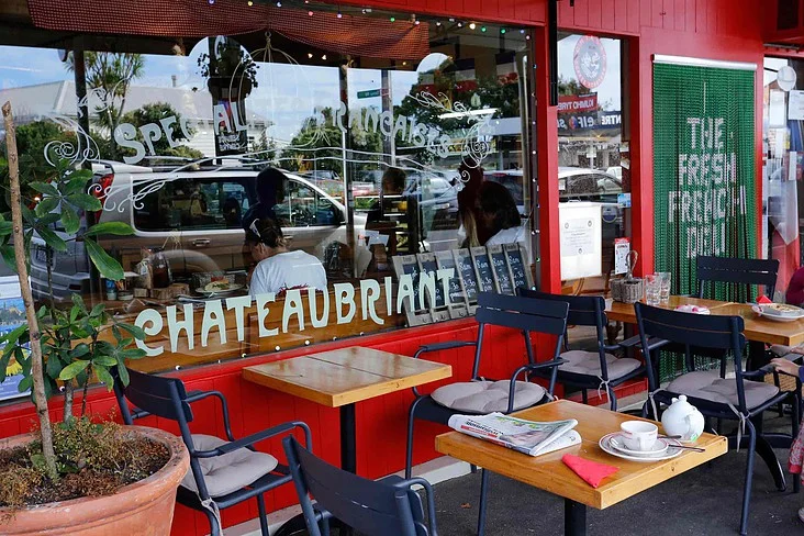 Chateaubriant, situé 87 Vauxhall Road à Devonport, Auckland https://goo.gl/maps/YZychjbEgqE2