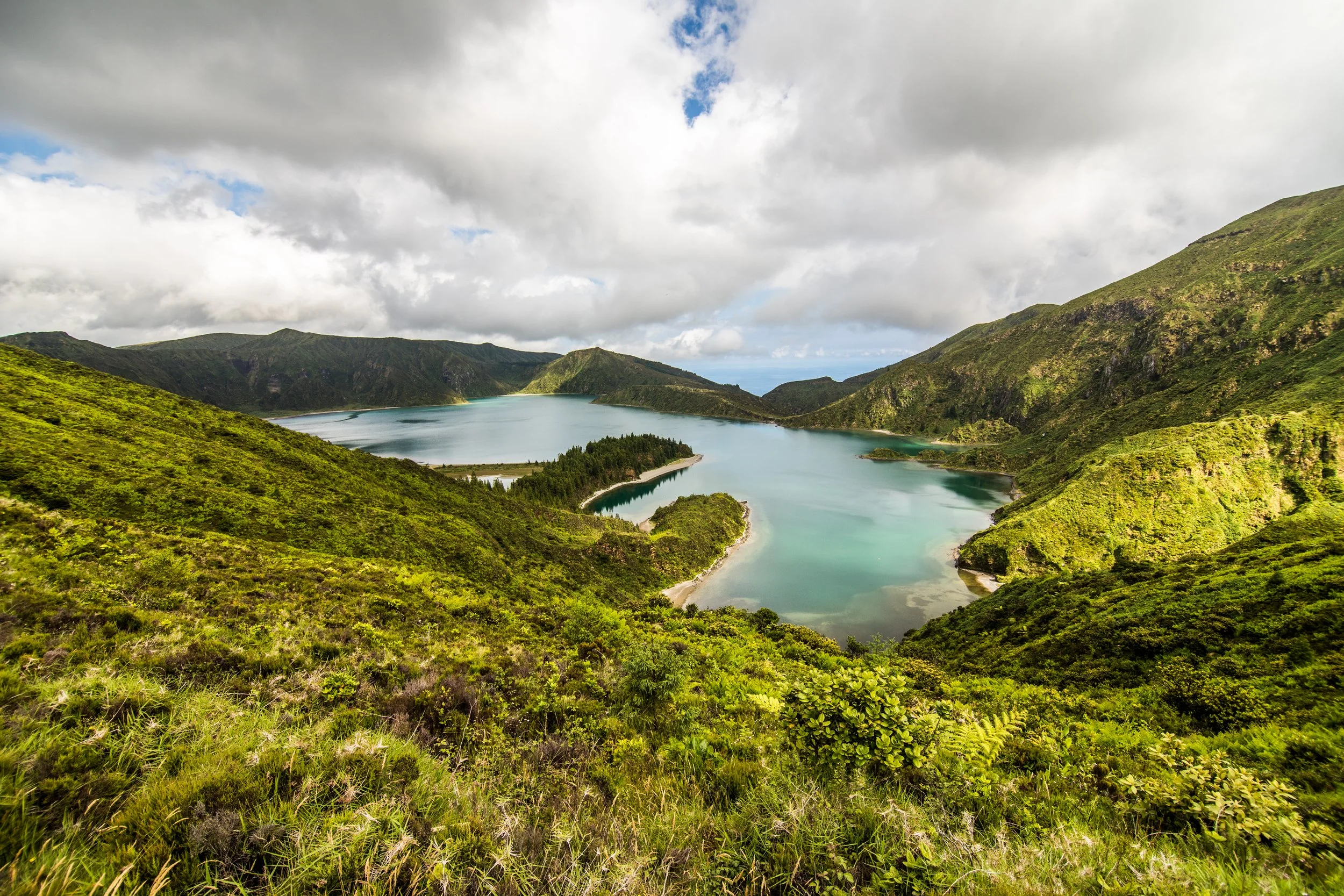 lagoa-fogo-volcanic-lake-sao-miguel-azores-island-dramatic-clouds.jpg