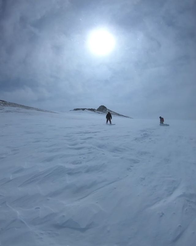 ✨ that ethereal feeling ..✨ looking back on colder, deeper days. treasuring those moments when people, place, and passion align.

We summited our objective, Laurel Mountain 🏔(11,812&rsquo;) but decided against dropping into the line due to firm cond