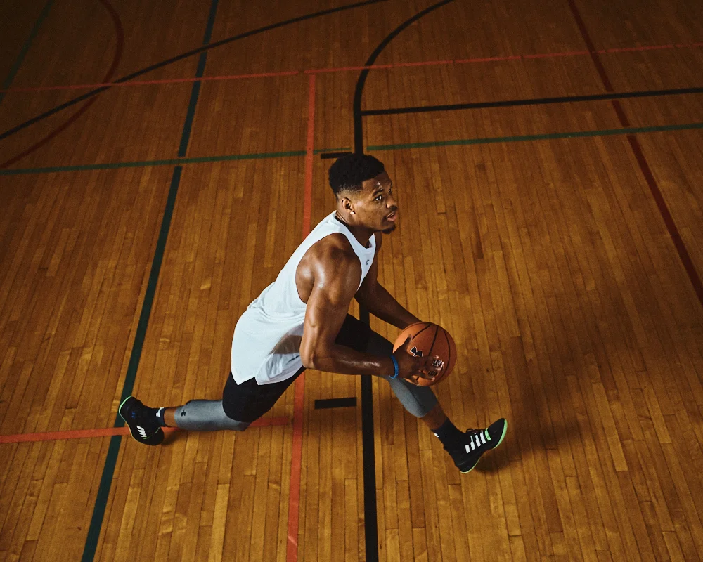 Under-Armour-Steven-Counts-Dennis-Smith-Jr-01.jpg