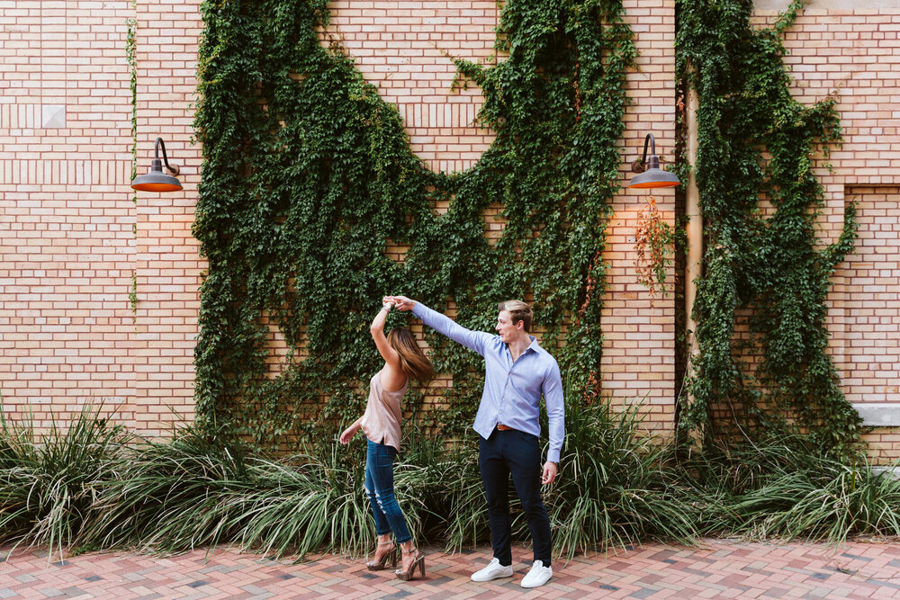 san-antonio-botanical-garden-historic-pearl-couples-shoot-020.JPG