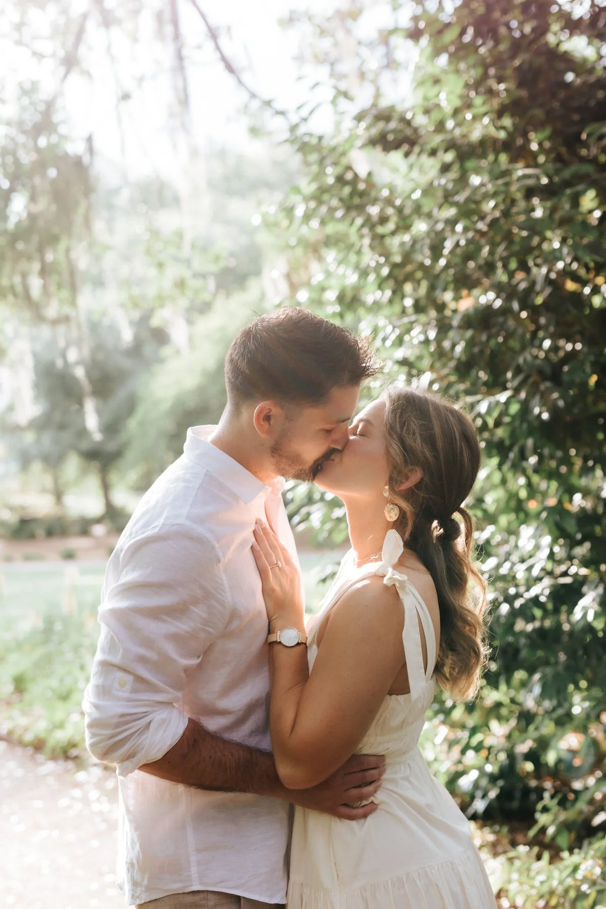 downtown-charleston-engagement-session-spring-0004.JPG