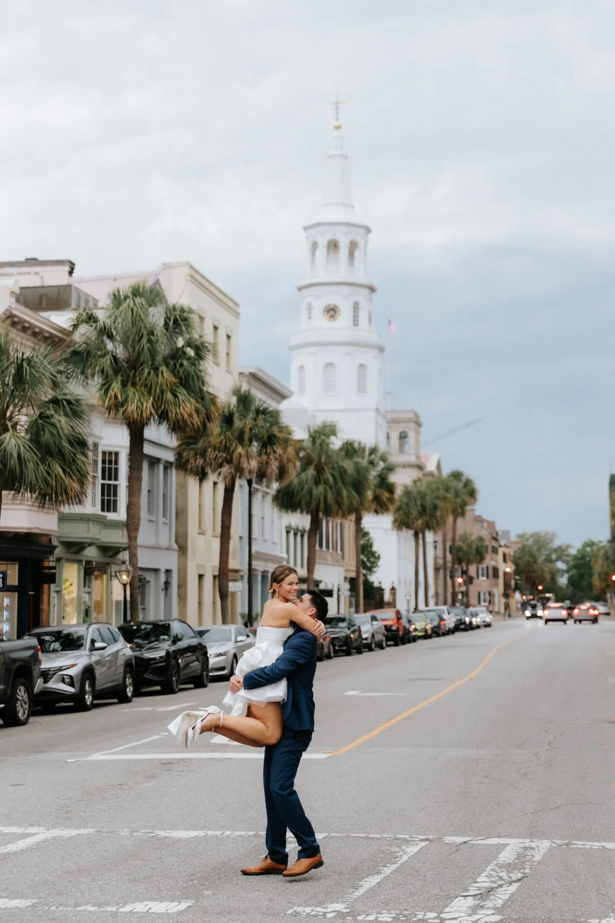 downtown-charleston-engagement-session-spring-0020.JPG