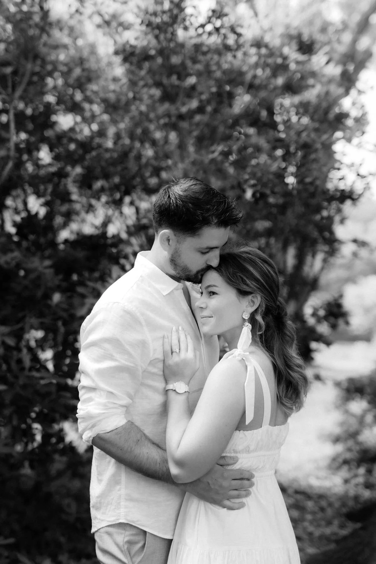 downtown-charleston-engagement-session-spring-0007.JPG