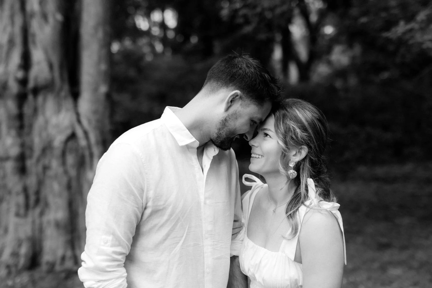 Intimate Downtown Charleston Engagement Session | Mark & Jaclyn ...