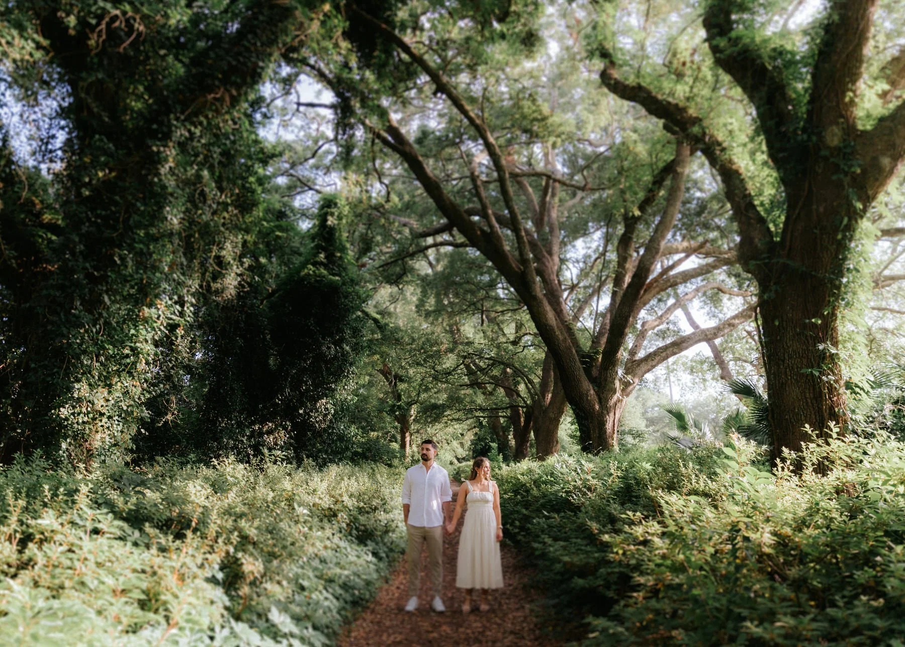 downtown-charleston-engagement-session-spring-0026.JPG