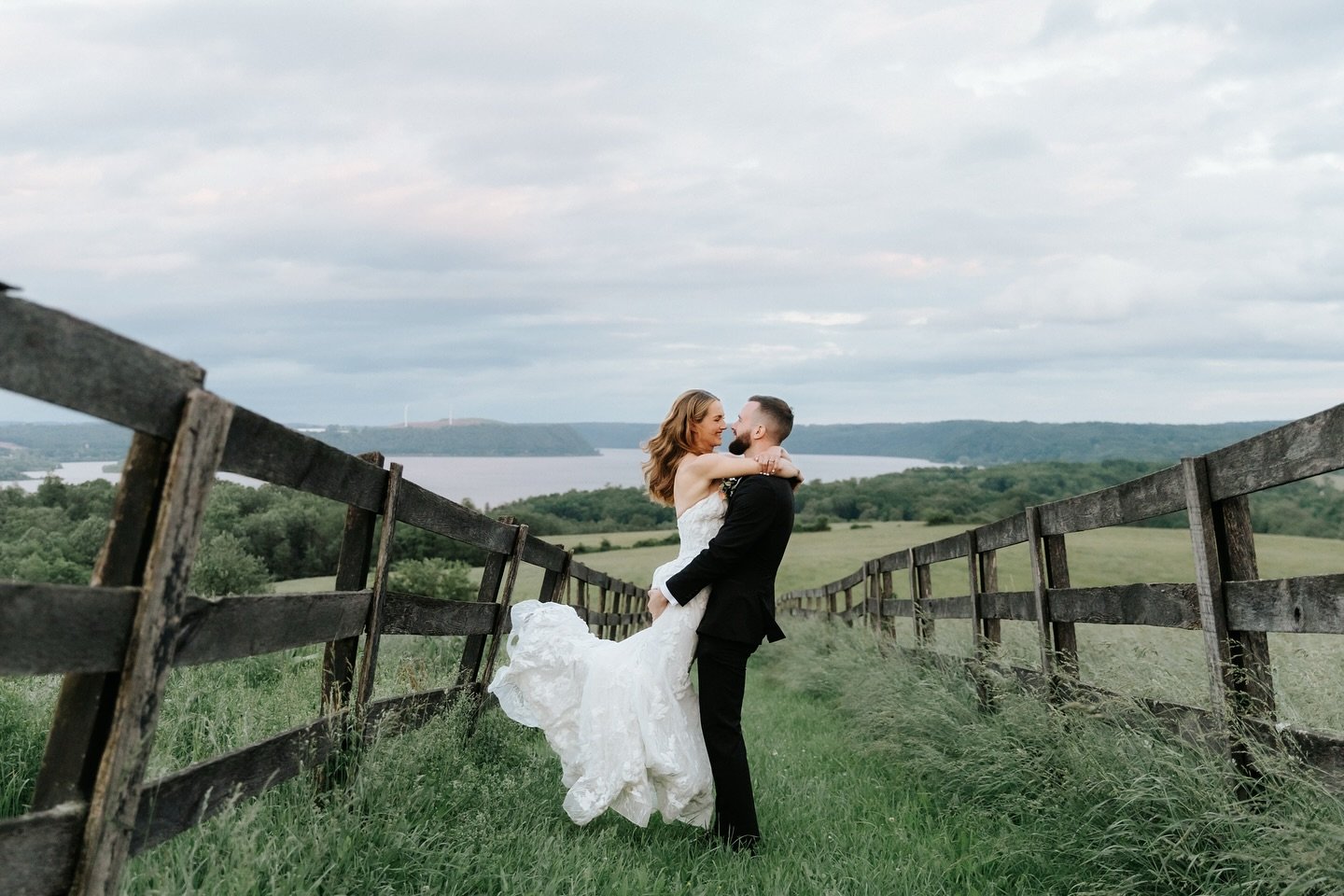 Hannah &amp; Erik | Wrightsville, PA ✨

It was supposed to rain.
Instead, the wind showed up&hellip;and so did the magic.
Pennsylvania, you were good to us.
.
.
.
Venue:&nbsp;@lauxmontfarmsweddings
Hair: @mkupthebeautystudio @rachelmkupbeauty
Makeup: