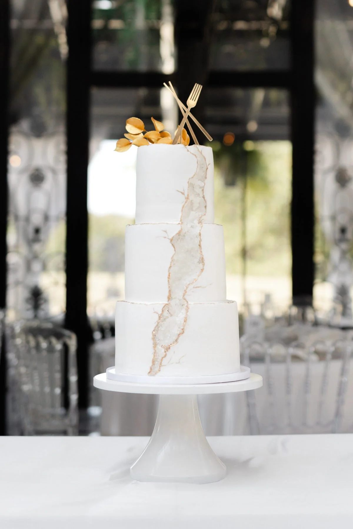 edinburgh-west-geode-wedding-cake-greenville-sc.jpg