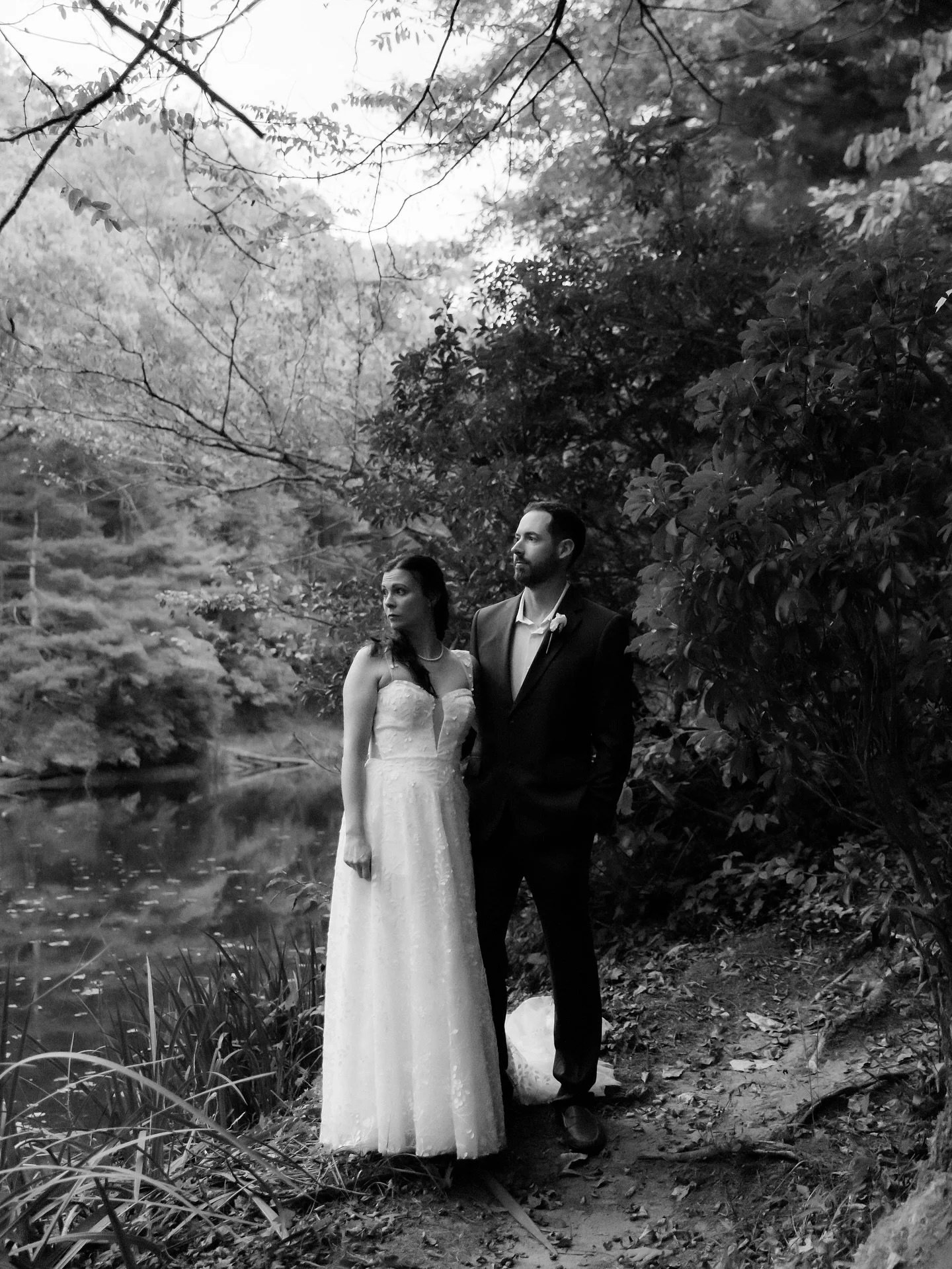 Stephanie &amp; Brandon | Landrum, SC

A few moments from their elopement.
&bull;&bull;&bull;
venue: @songhillreserve
gown: @lovemesomelacebridal
cake: @cakes_by_jan
photo: @terrellmartinphotography