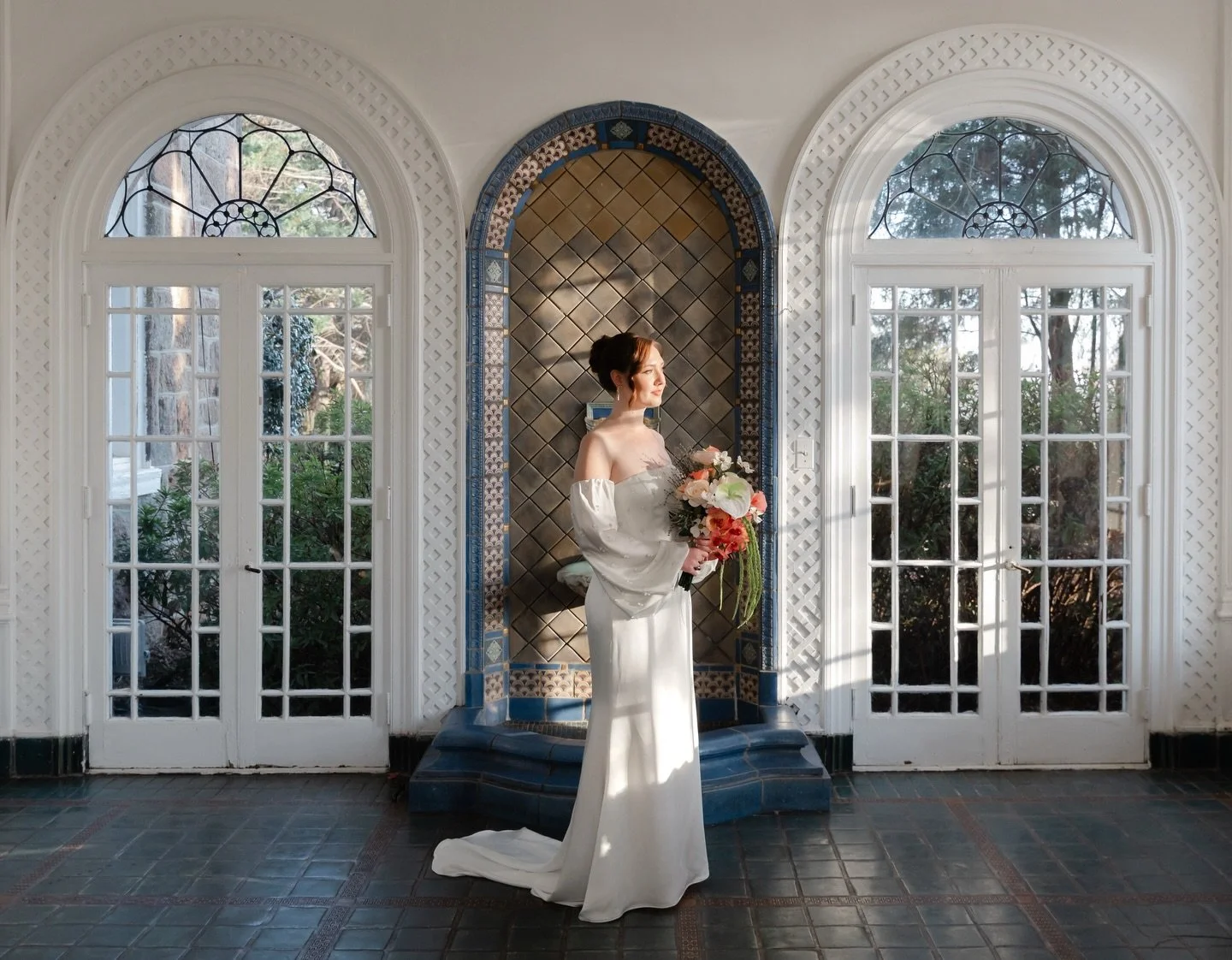 Anna | Greenville, SC

&bull;&bull;&bull;
venue &amp; florals: @gassawaymansion
hair &amp; makeup: @southerncouturemakeup
gown: @watters
photo: @terrellmartinphotography
&bull;
&bull;
&bull;
#weddingphotography #bridalportrait #greenvillewedding #fin