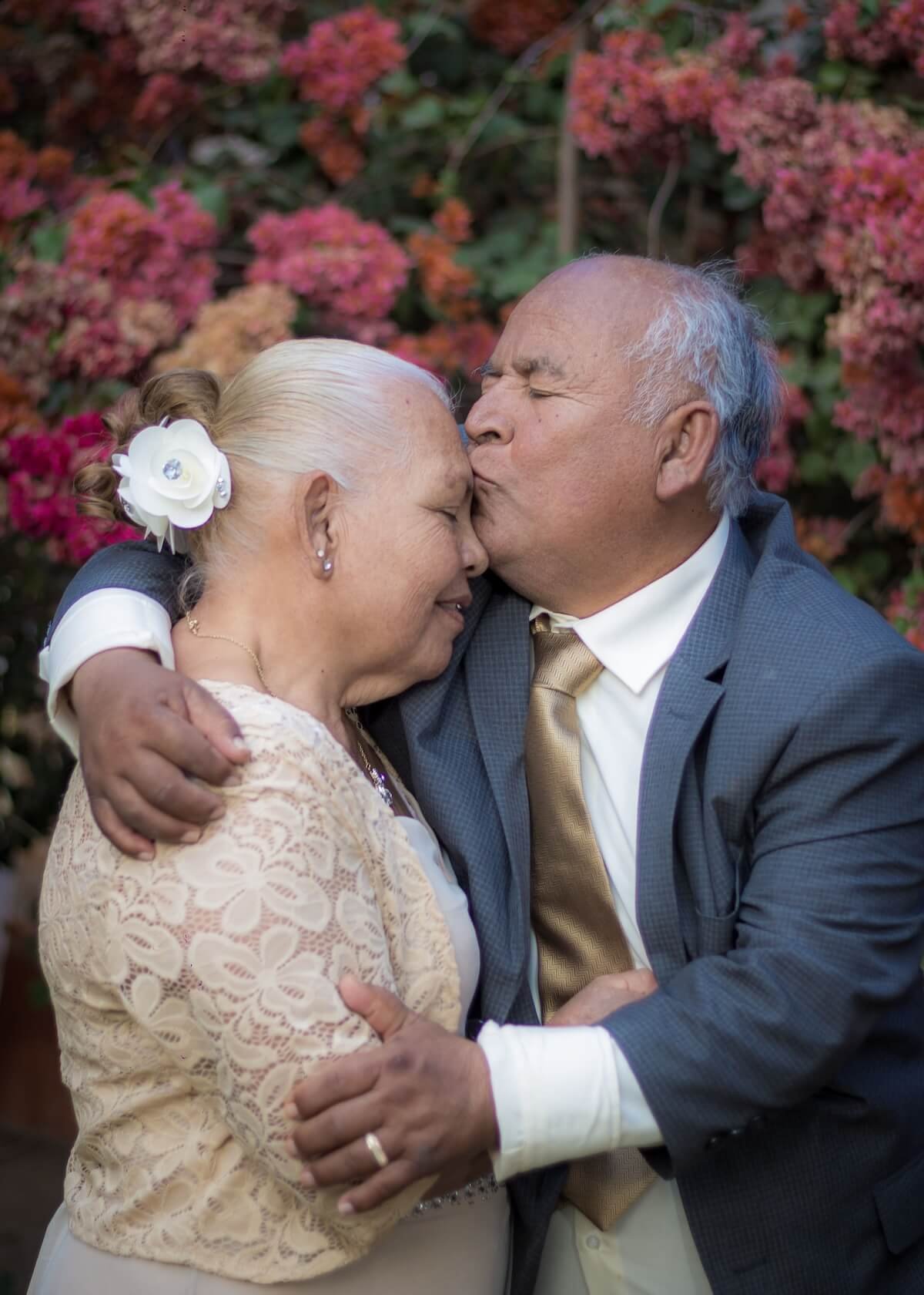 Is My Loved One Being Manipulated? How Geropsychology Assesses Marriage Capacity 