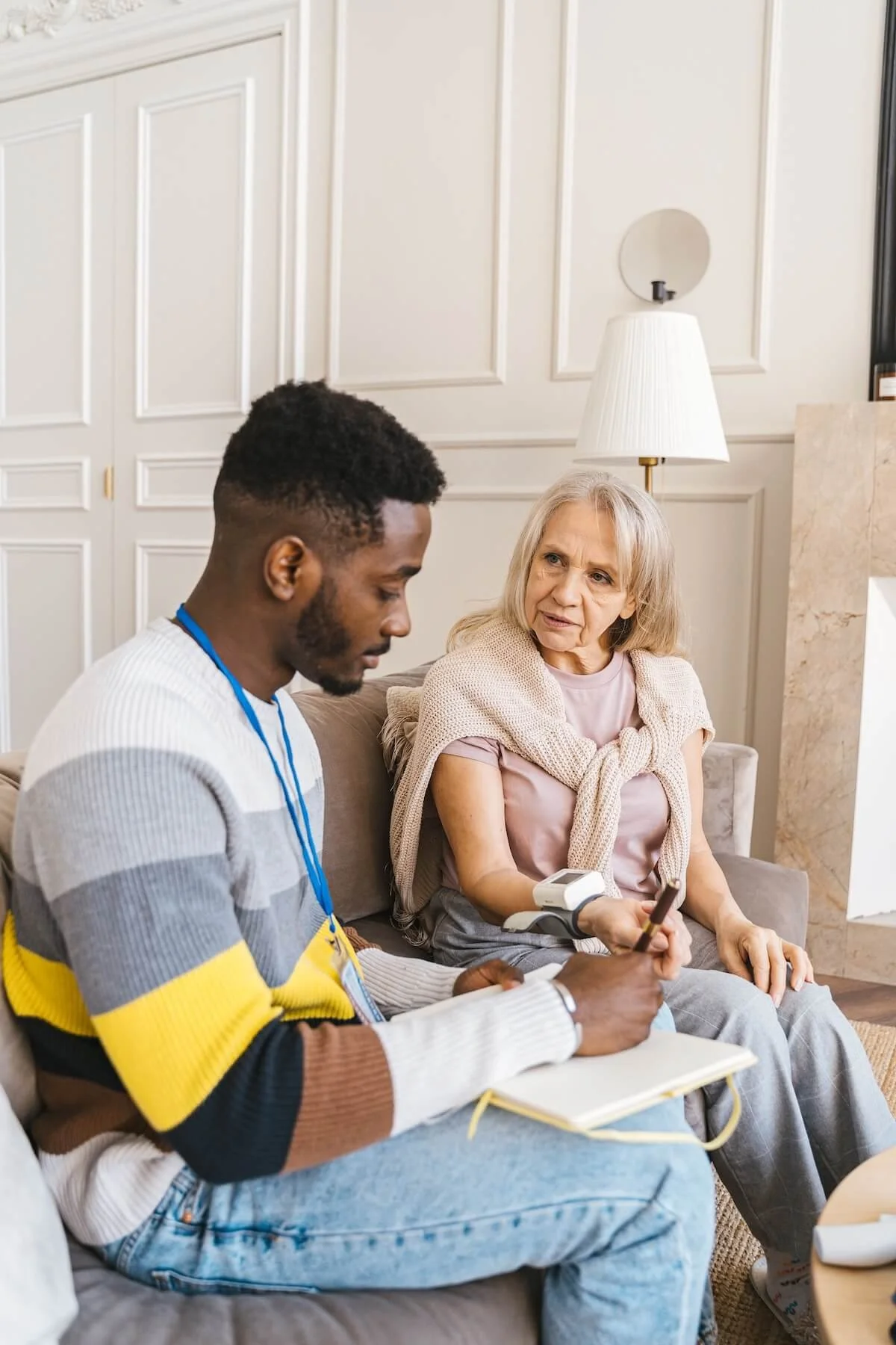 Older adult participating in home capacity evaluation with geropsychologist in South Bay, CA through geropsychology in South Bay, CA for dementia lucid interval assessment