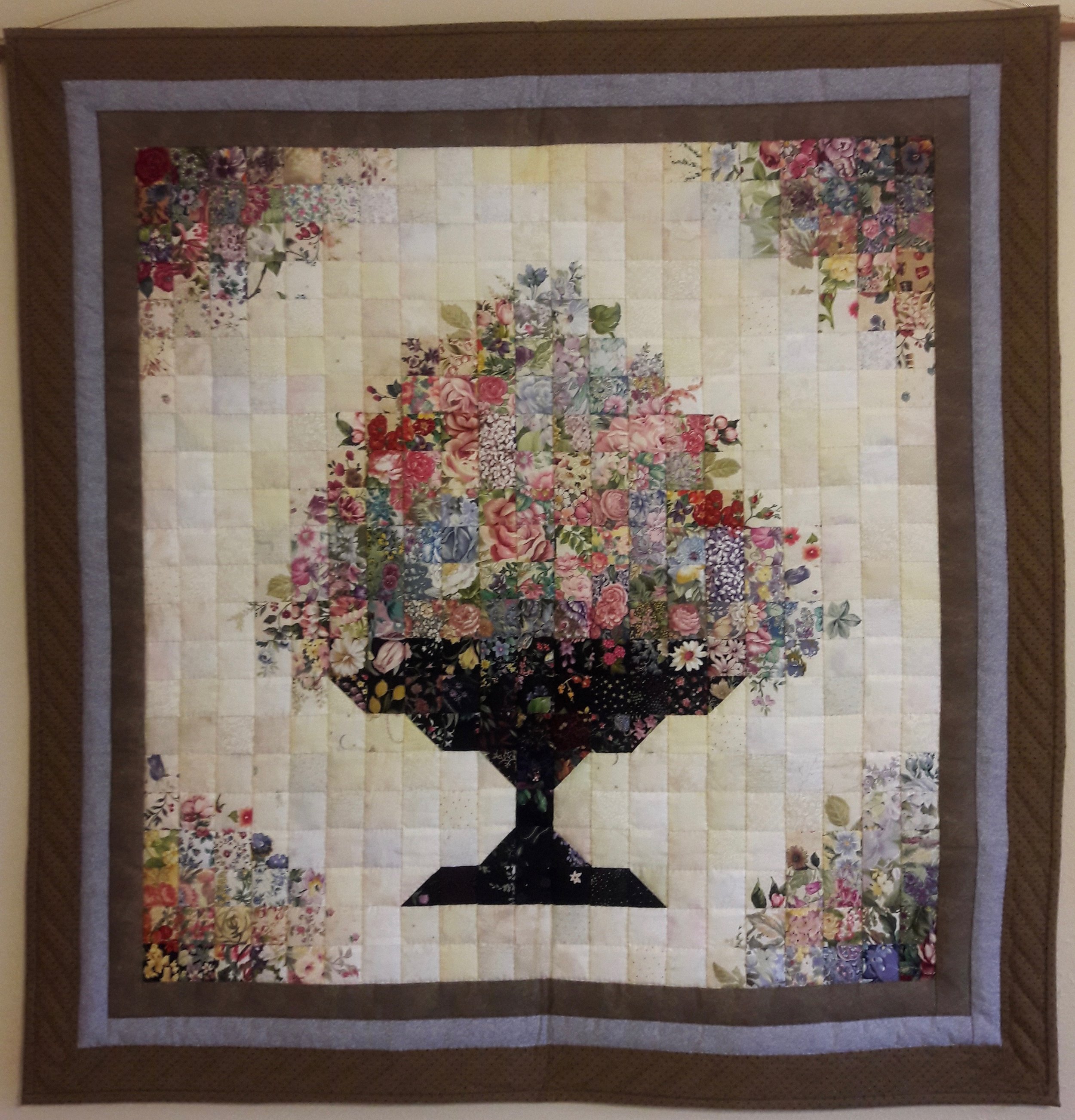 Well Urned, Designed &amp; Pieced by Cindy Helmuth, Hand Quilted by Eunice Chupp, donated by Cindy Helmuth, 39 x 41”