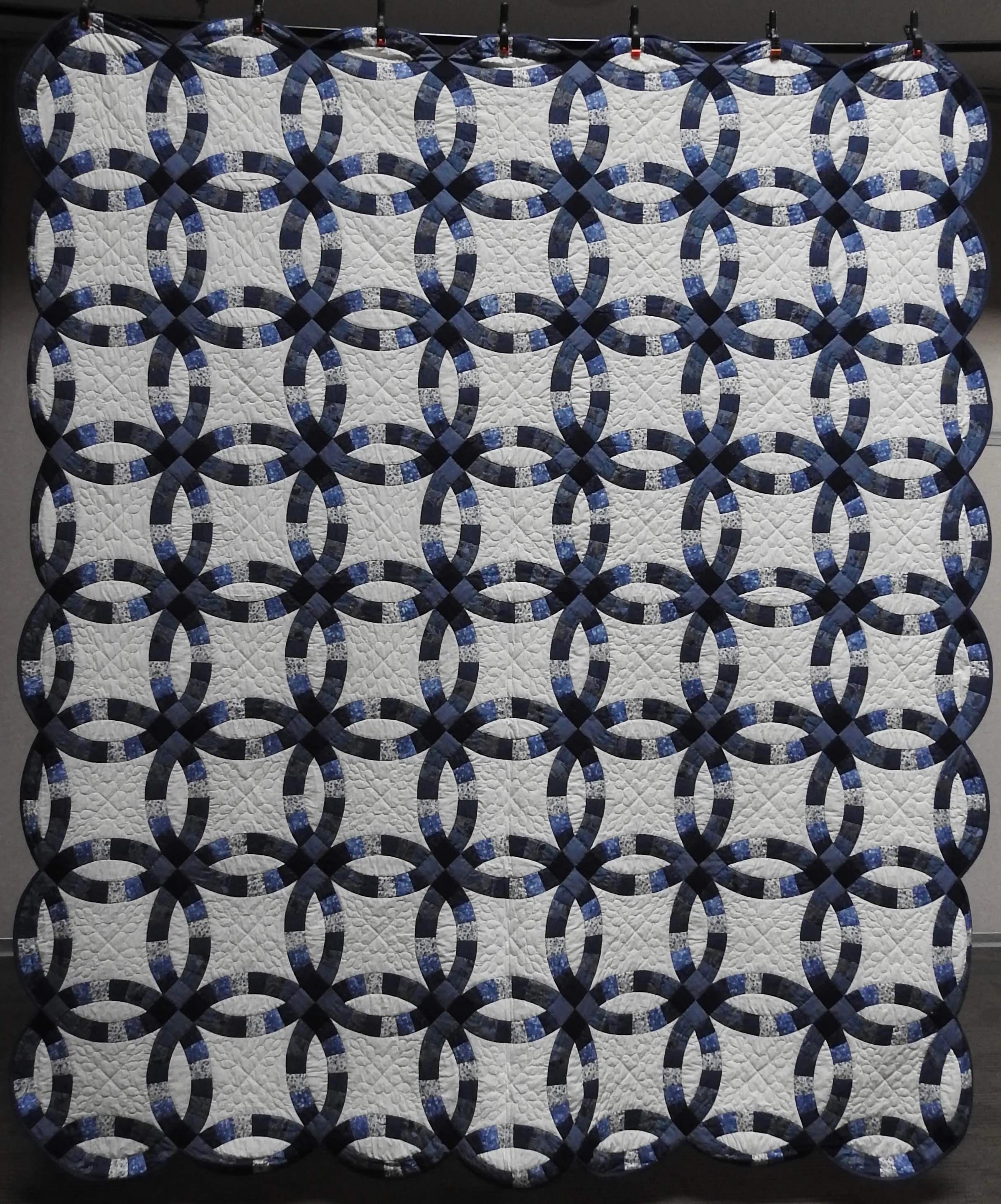 Double Wedding Ring, Pieced & Hand Quilted, 88 x 104”