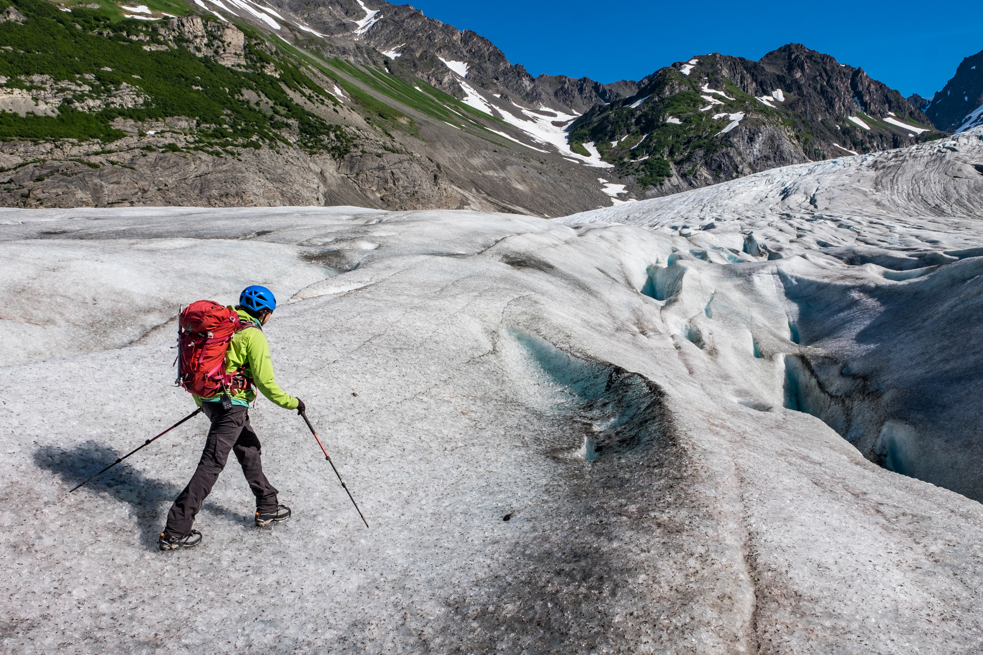 Gaby, our "Want to know about glaciers and mountaineering? I've got you!" guide in Godwin Glacier. 
