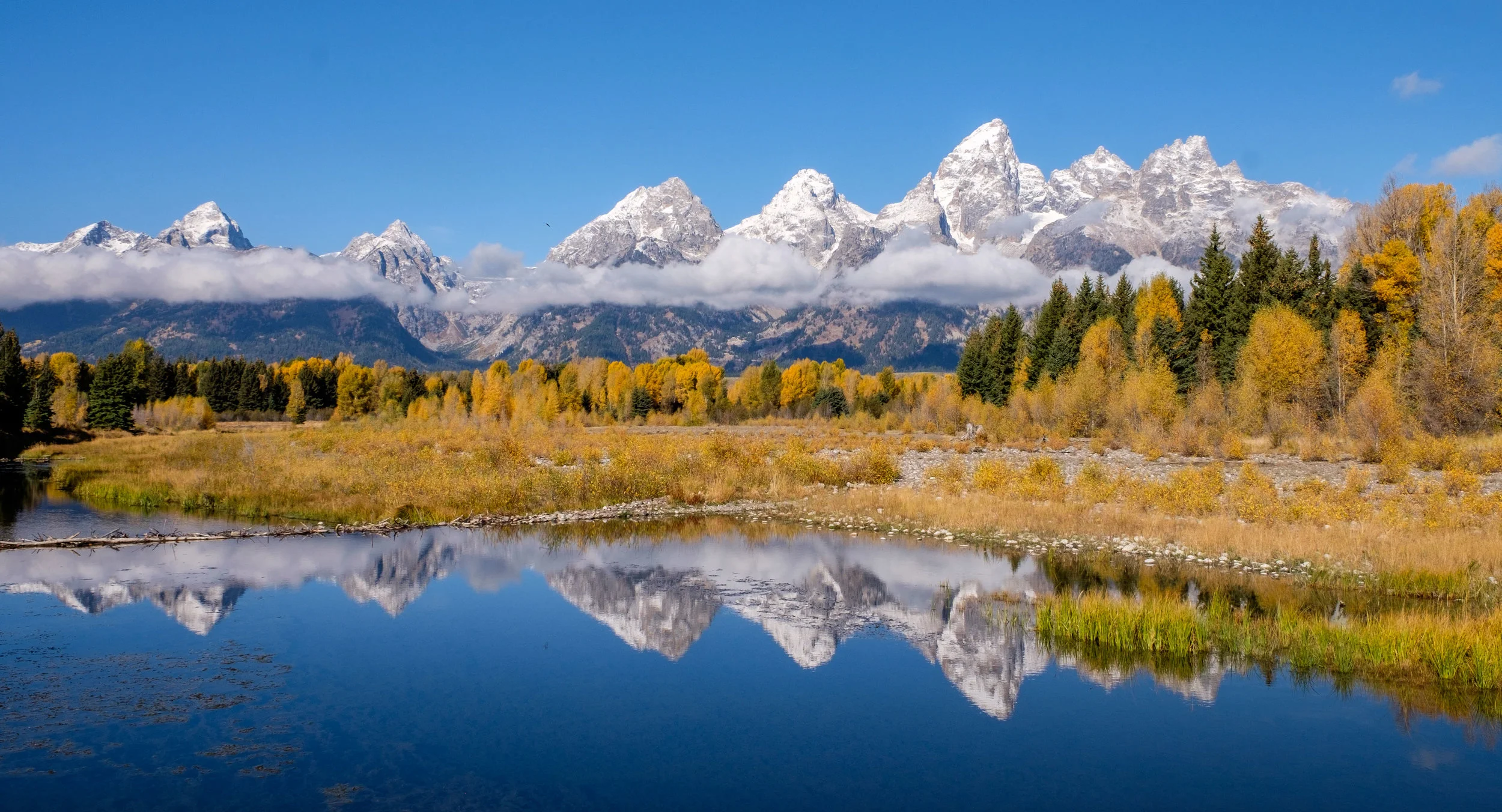  The colors of fall explode at Schwabachers Landing.