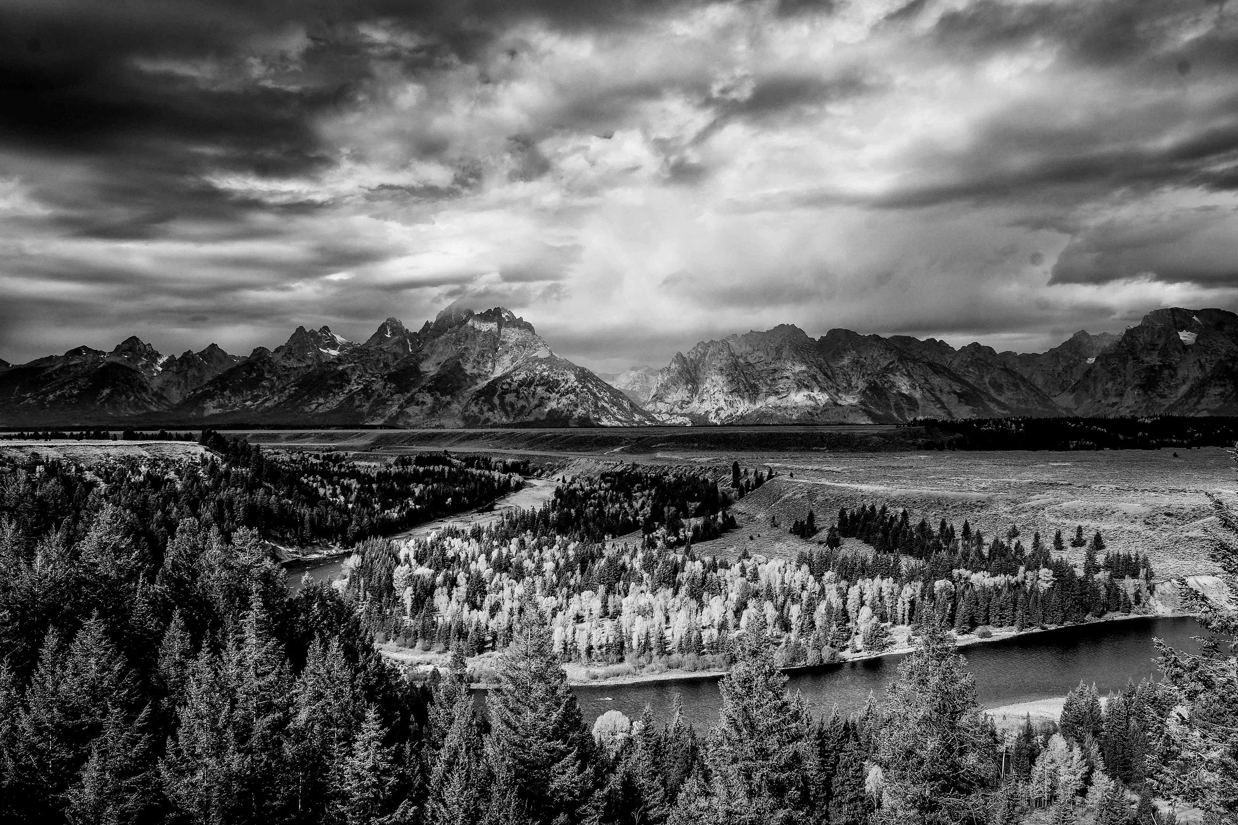 The Snake River Overlook in black and white. 