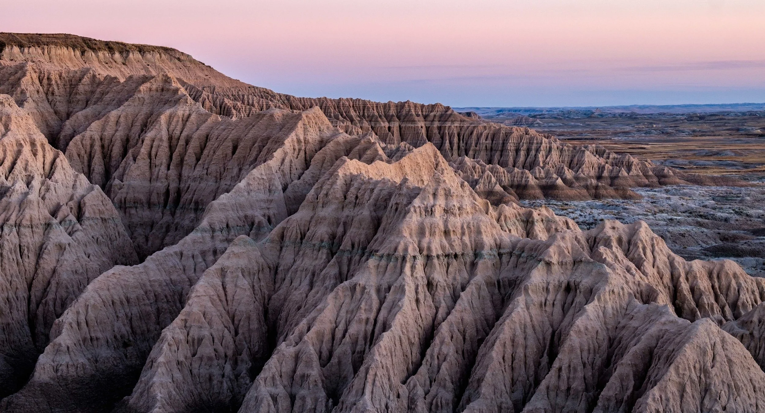 A random stop along Sage Creek Rim Road.