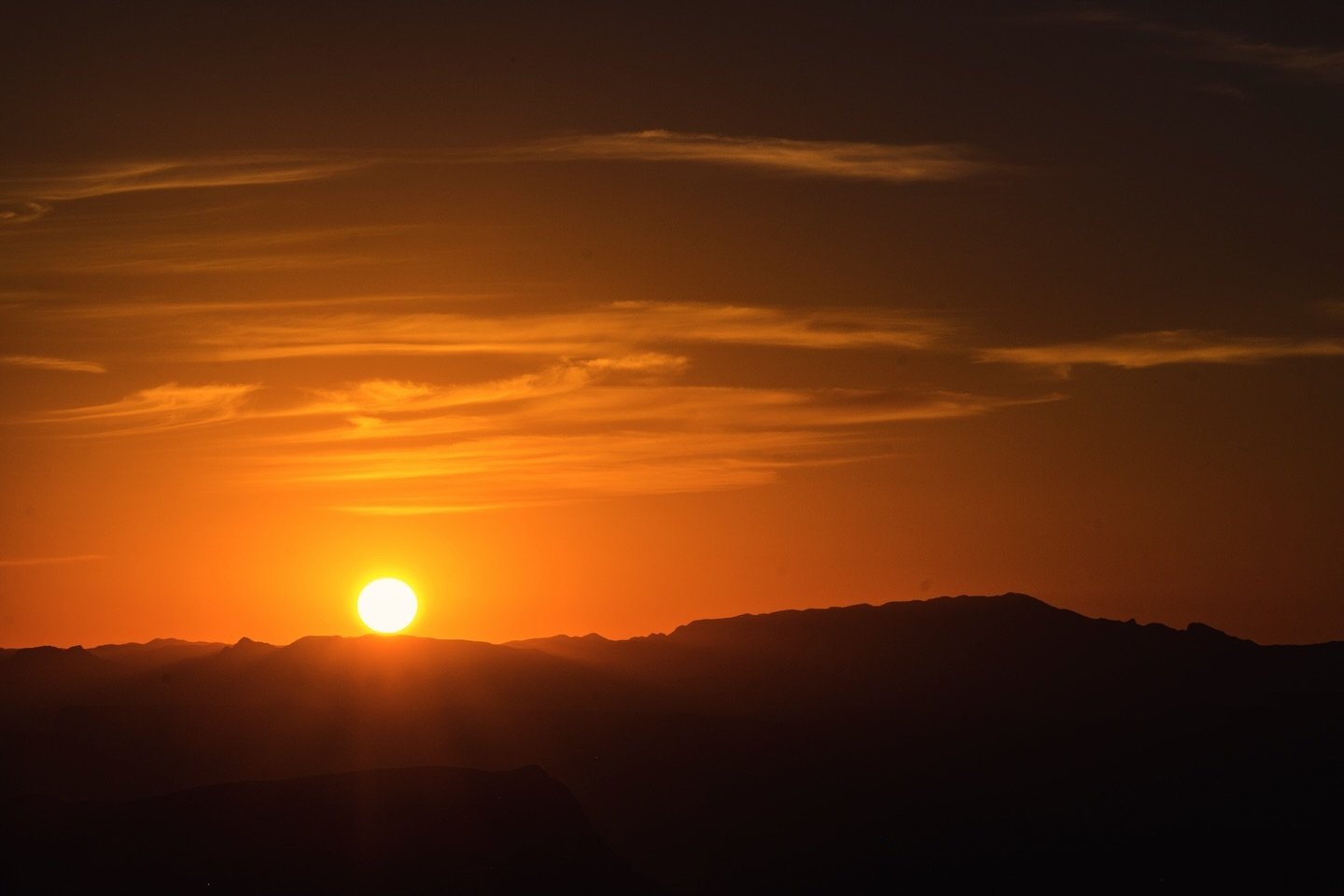 Texas skies&hellip; 😎🤩😍

#sunset #texas #sundowner #sunsetphotography #landscapelovers #chihuahuandesert #orangesky