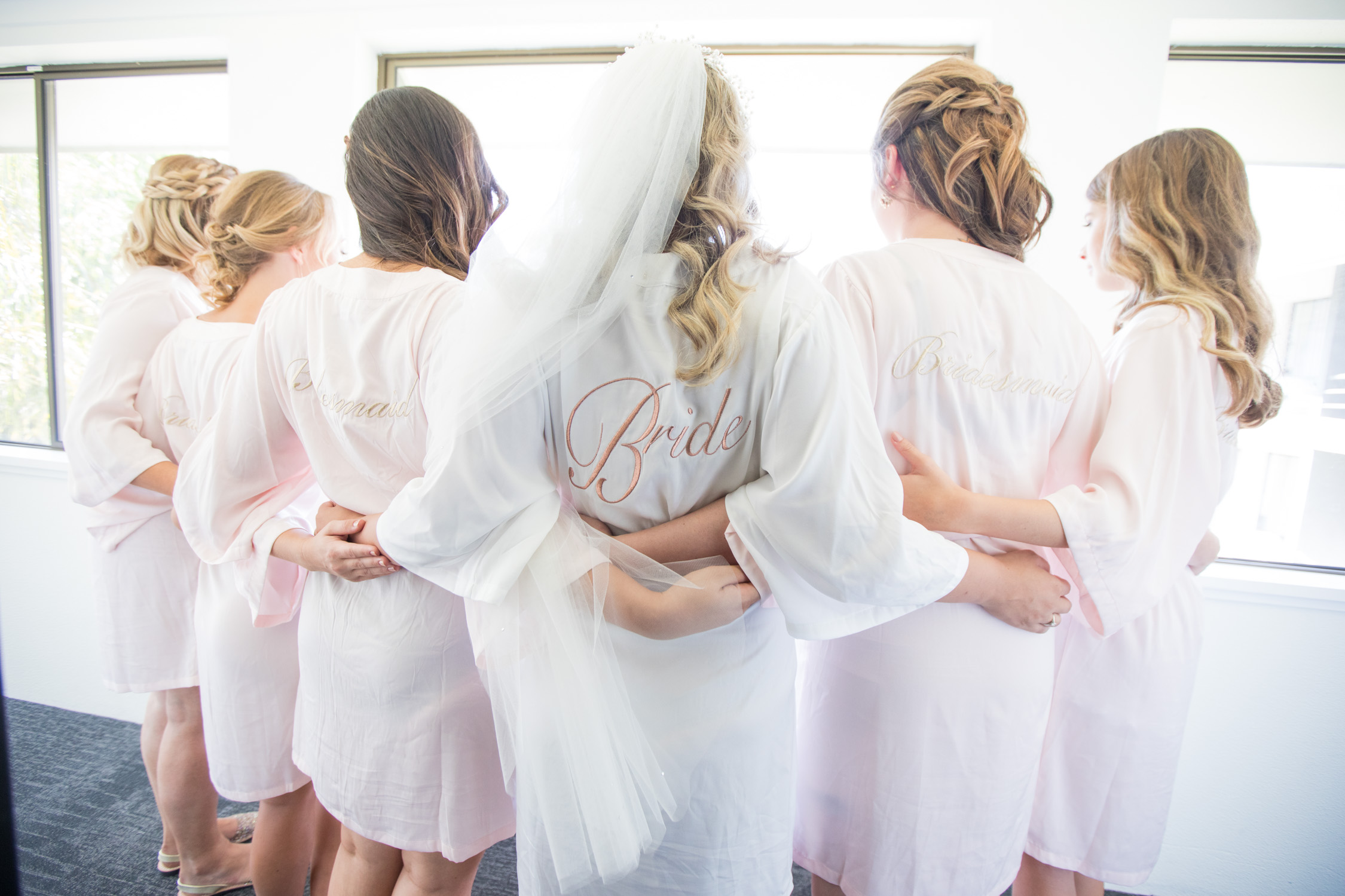 April-getting-ready_779_sml.jpg