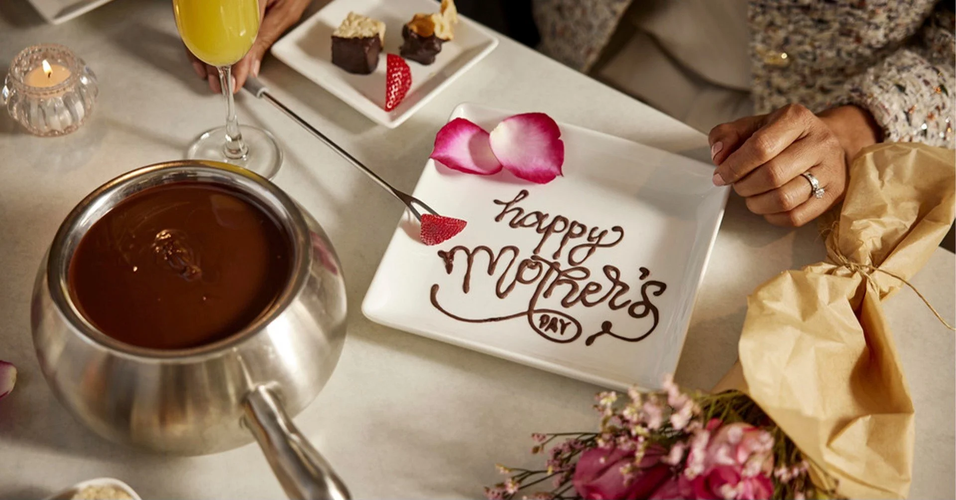Mother's Day 4-Course Fondue Dinner