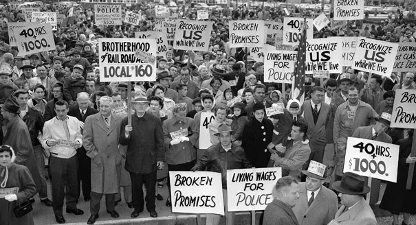 13215_labor_union_bw_ap_328.jpg