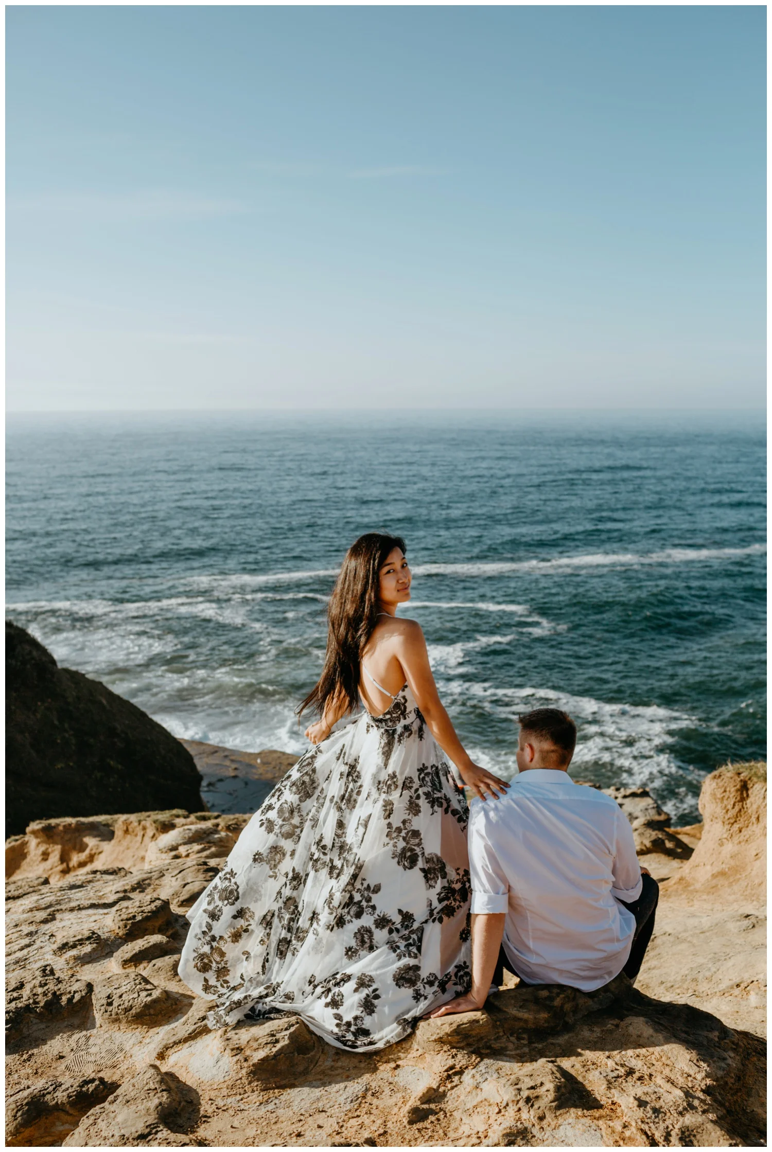 cape_kiwanda_beach_engagement_shoot_0057.jpg