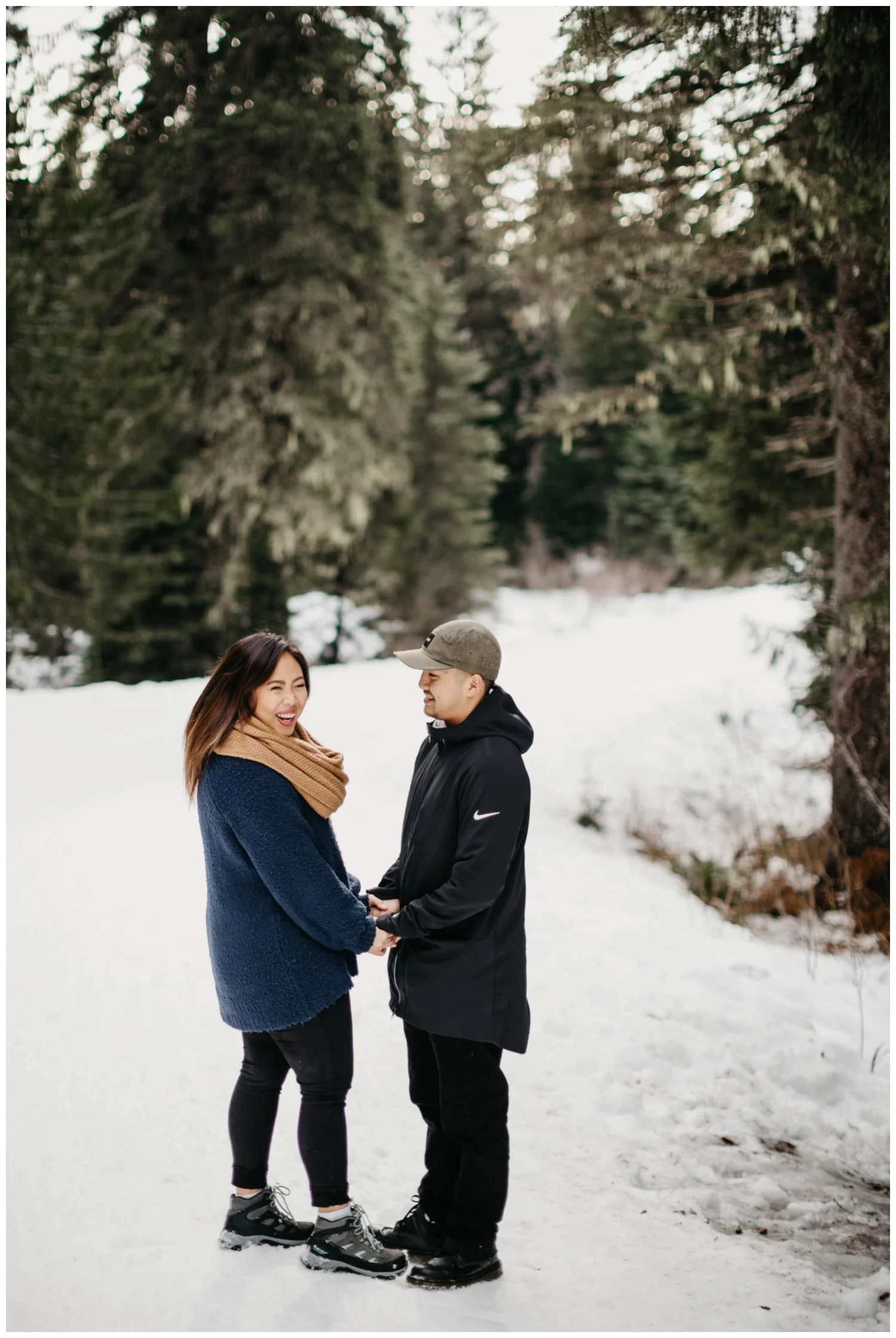 trillium_lake_engagement_shoot_0016.jpg