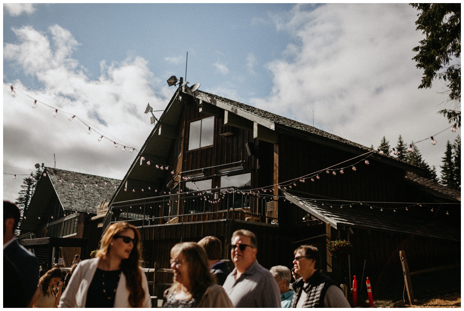 jasmine-j-photography-mt-hood-skibowl-wedding_0087.jpg